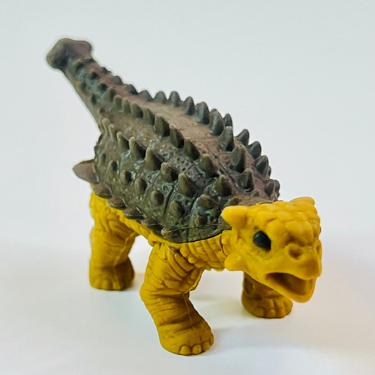 383871 DINOSAUR VOL.3 ERASER CARD-SINGLE