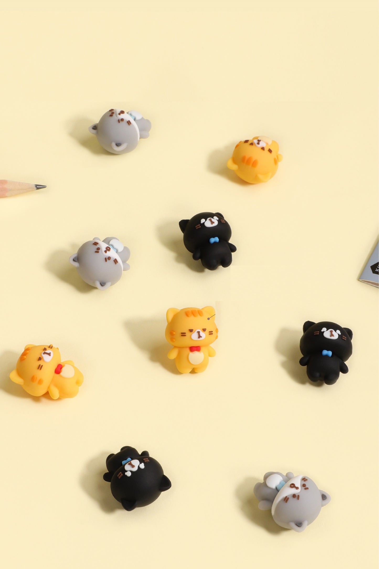 38810 Cat Diary 3-Cats Erasers-36