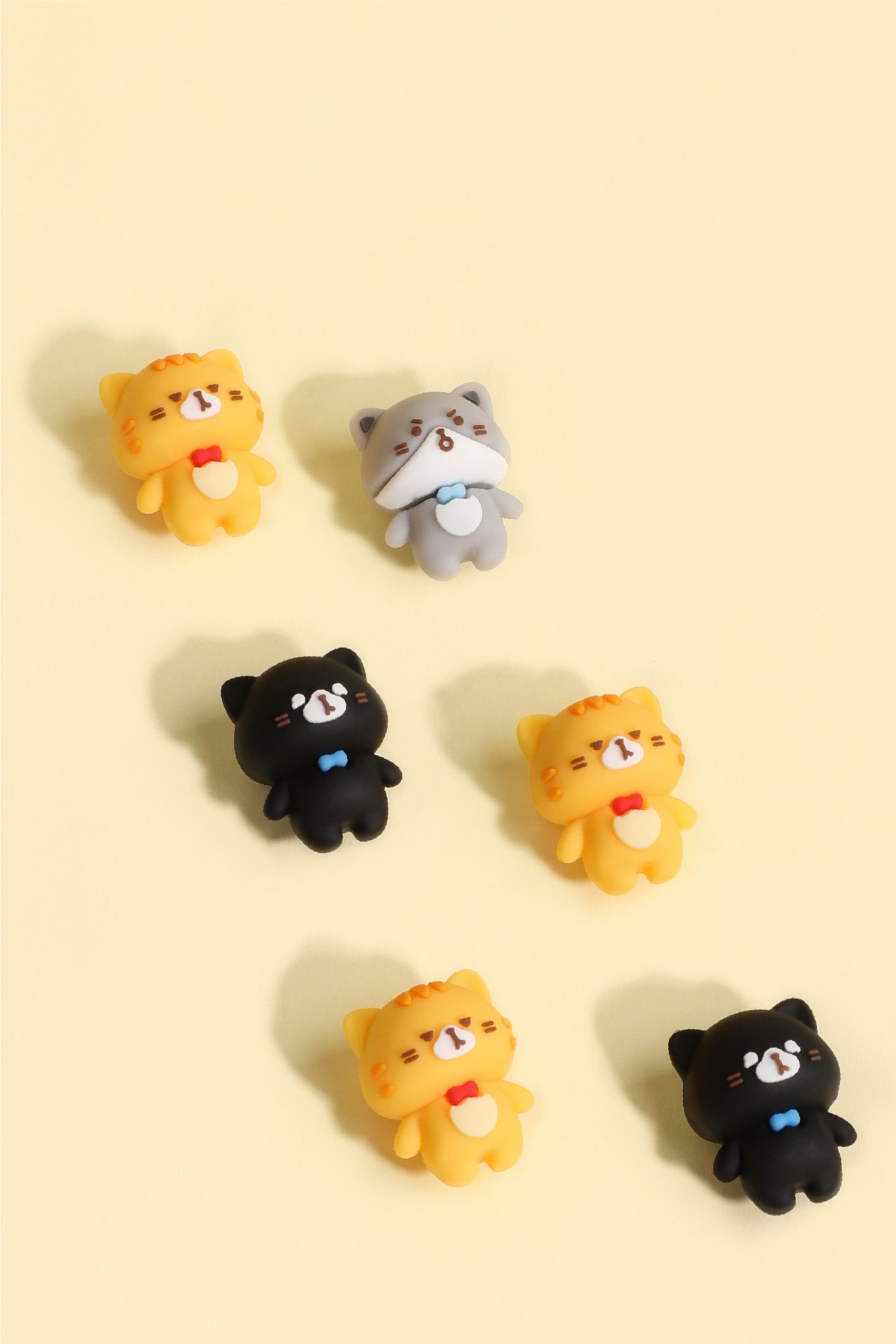 38810 Cat Diary 3-Cats Erasers-36