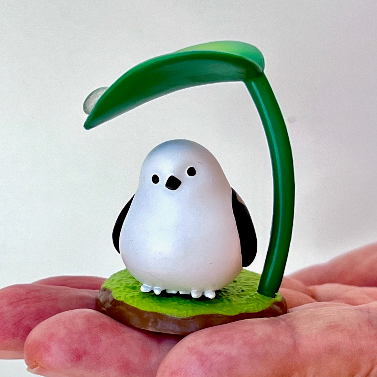 70490 Bird Leaf Figurine Capsule-6