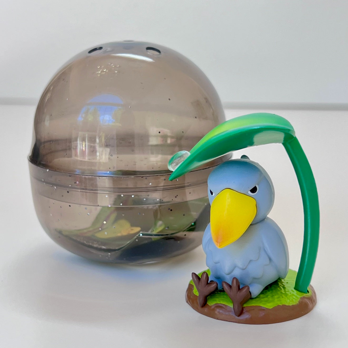 70490 Bird Leaf Figurine Capsule-6