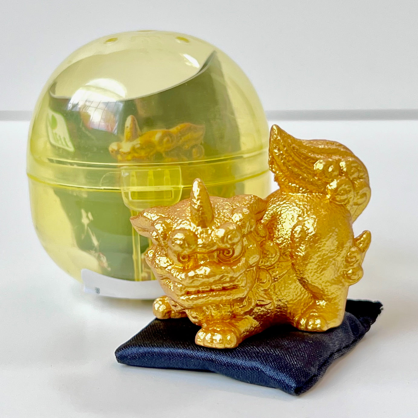 70420 Golden Lion Guardian Komainu Mekki Capsule-6