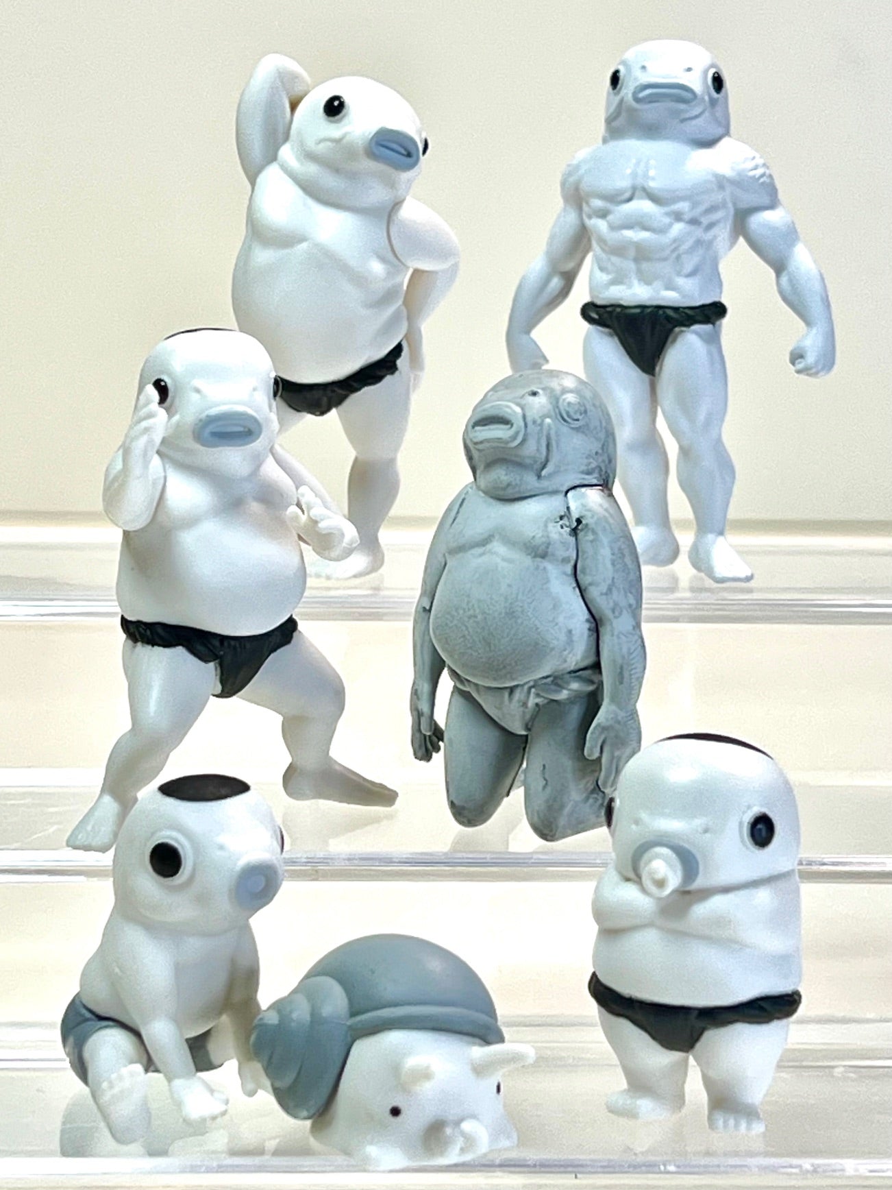 70447 Koi-Man Mono Tone Figurine Capsule-6