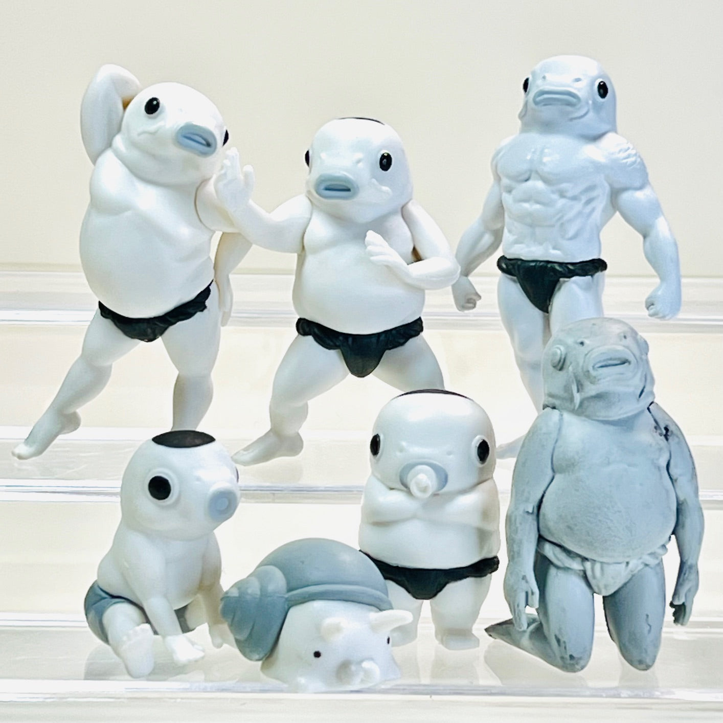 70447 Koi-Man Mono Tone Figurine Capsule-6