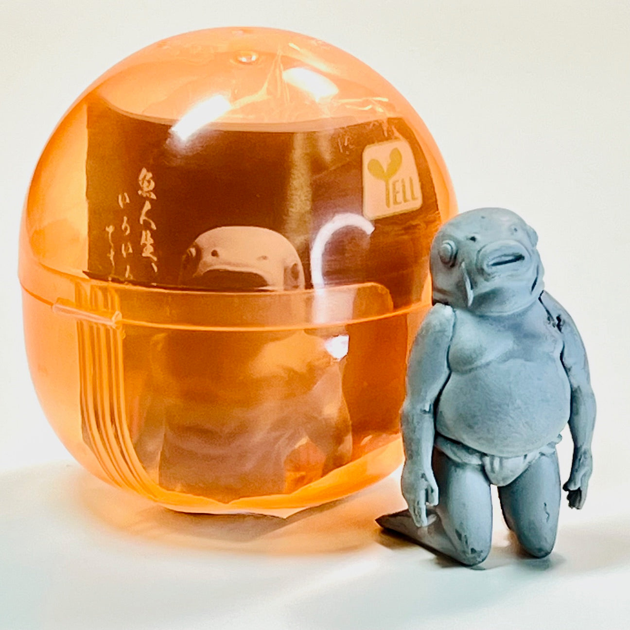 70447 Koi-Man Mono Tone Figurine Capsule-6