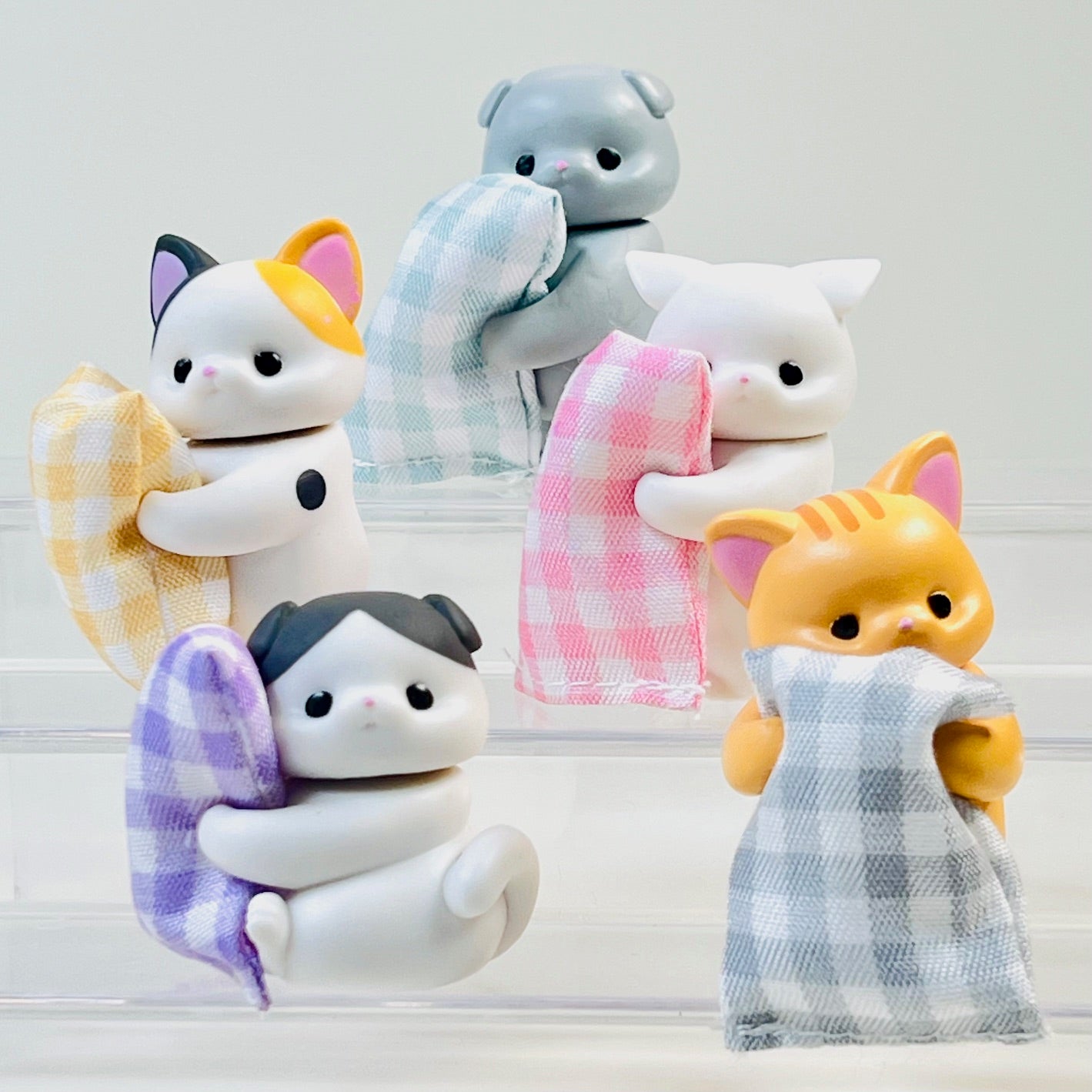 X 70456 Cats with Pillow Figurine Capsule-DISCONTINUED