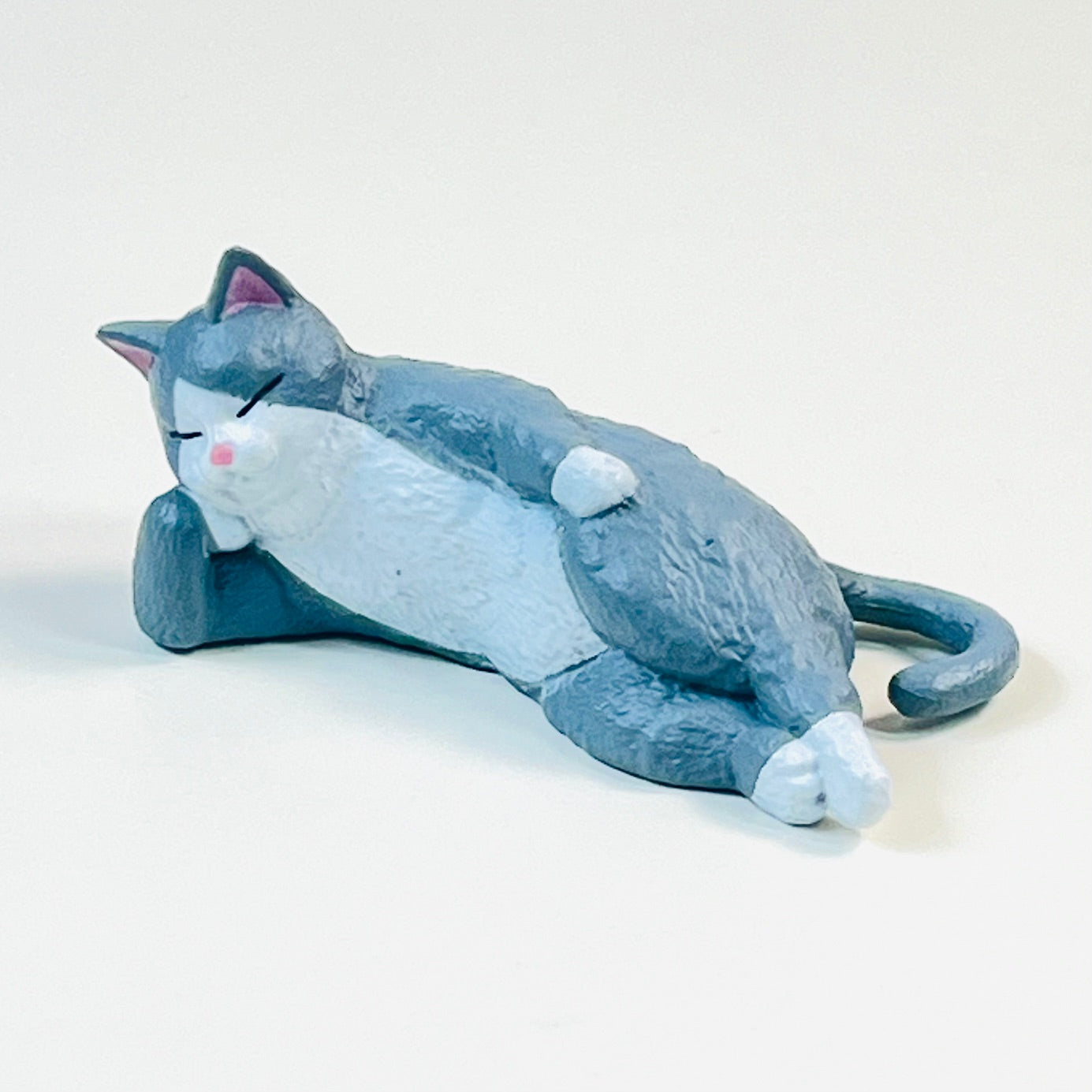70458 Sleeping Animals Figurine Capsule-5