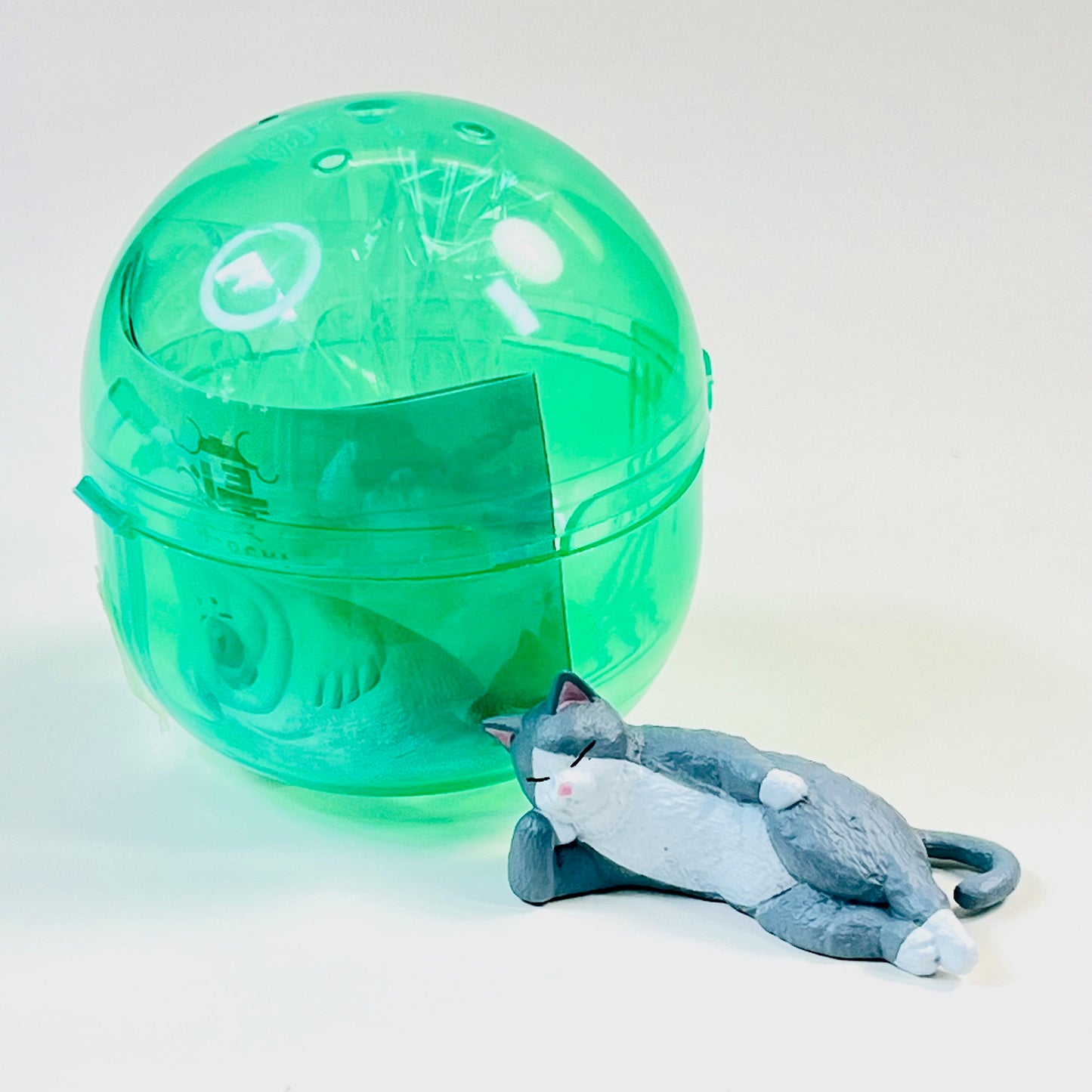 70458 Sleeping Animals Figurine Capsule-5