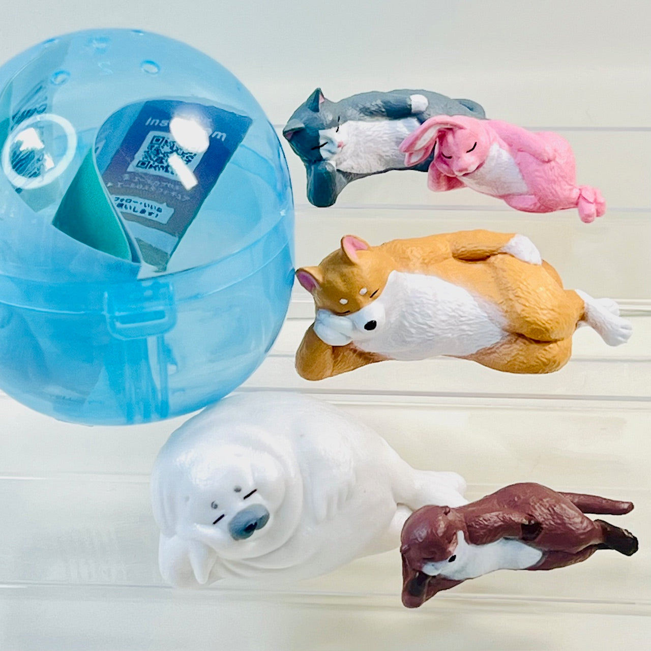 70458 Sleeping Animals Figurine Capsule-5