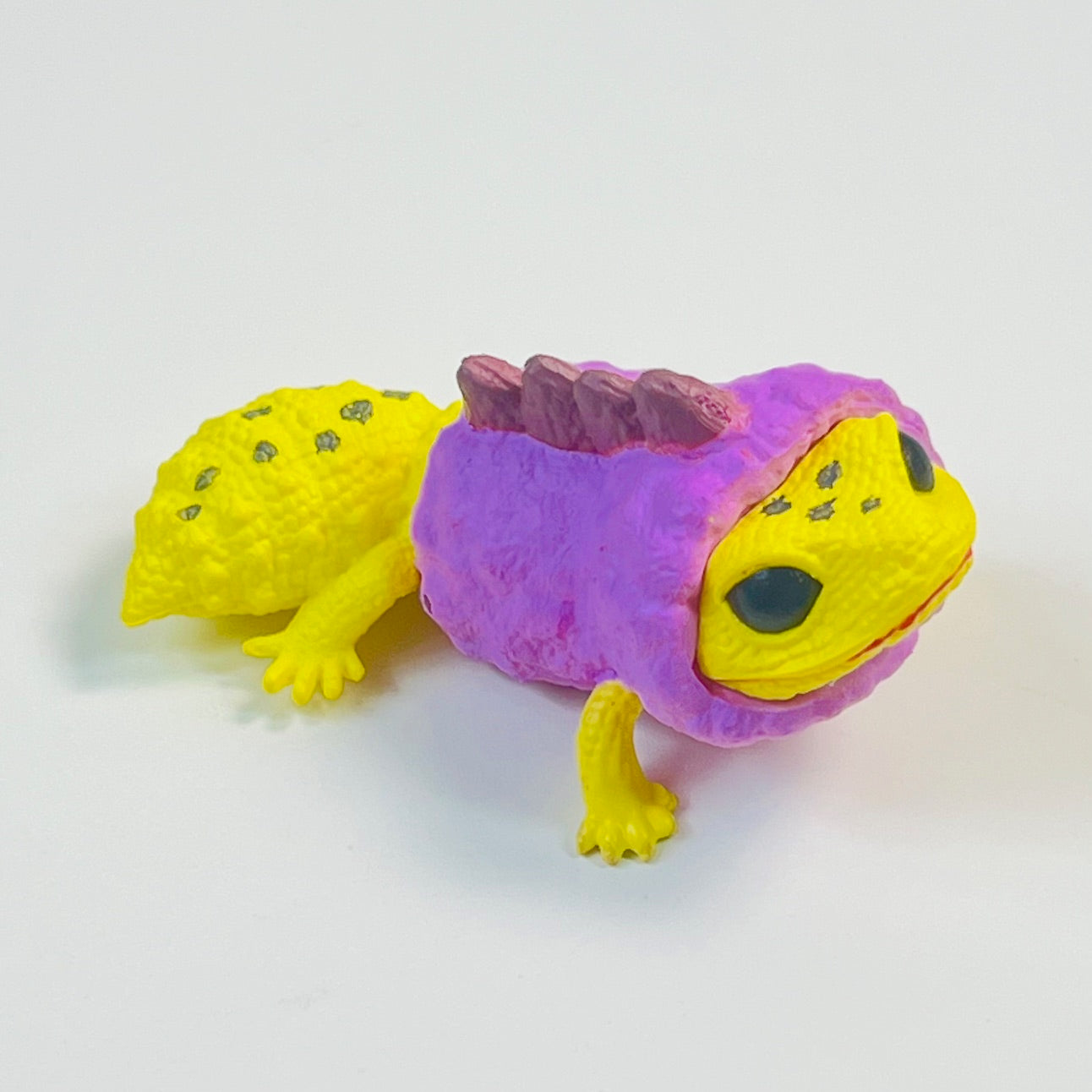 X 70459 Leopard Lizard Pajamas Vol.2 Figurine Capsule-DISCONTINUED