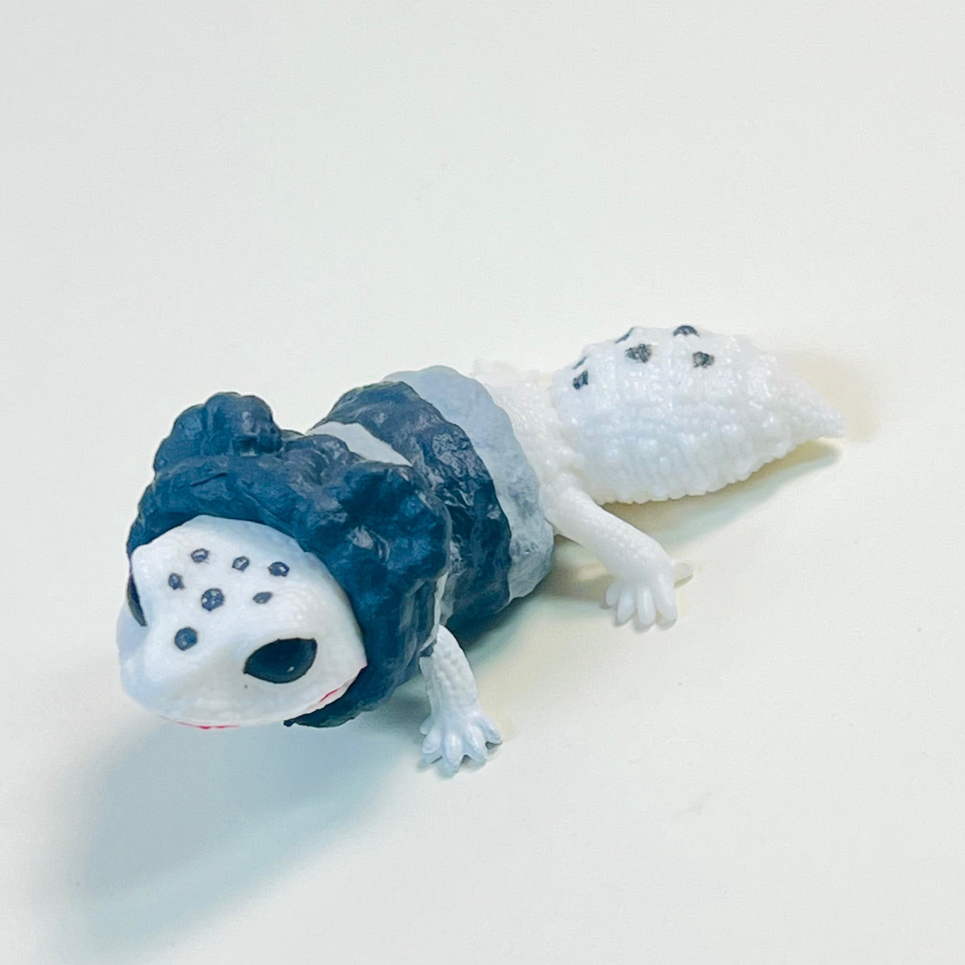 X 70459 Leopard Lizard Pajamas Vol.2 Figurine Capsule-DISCONTINUED
