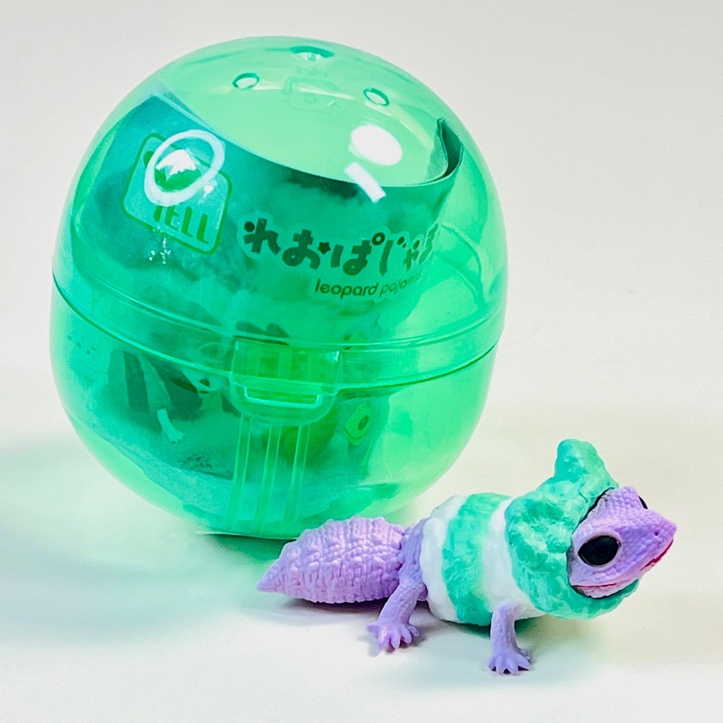 X 70459 Leopard Lizard Pajamas Vol.2 Figurine Capsule-DISCONTINUED