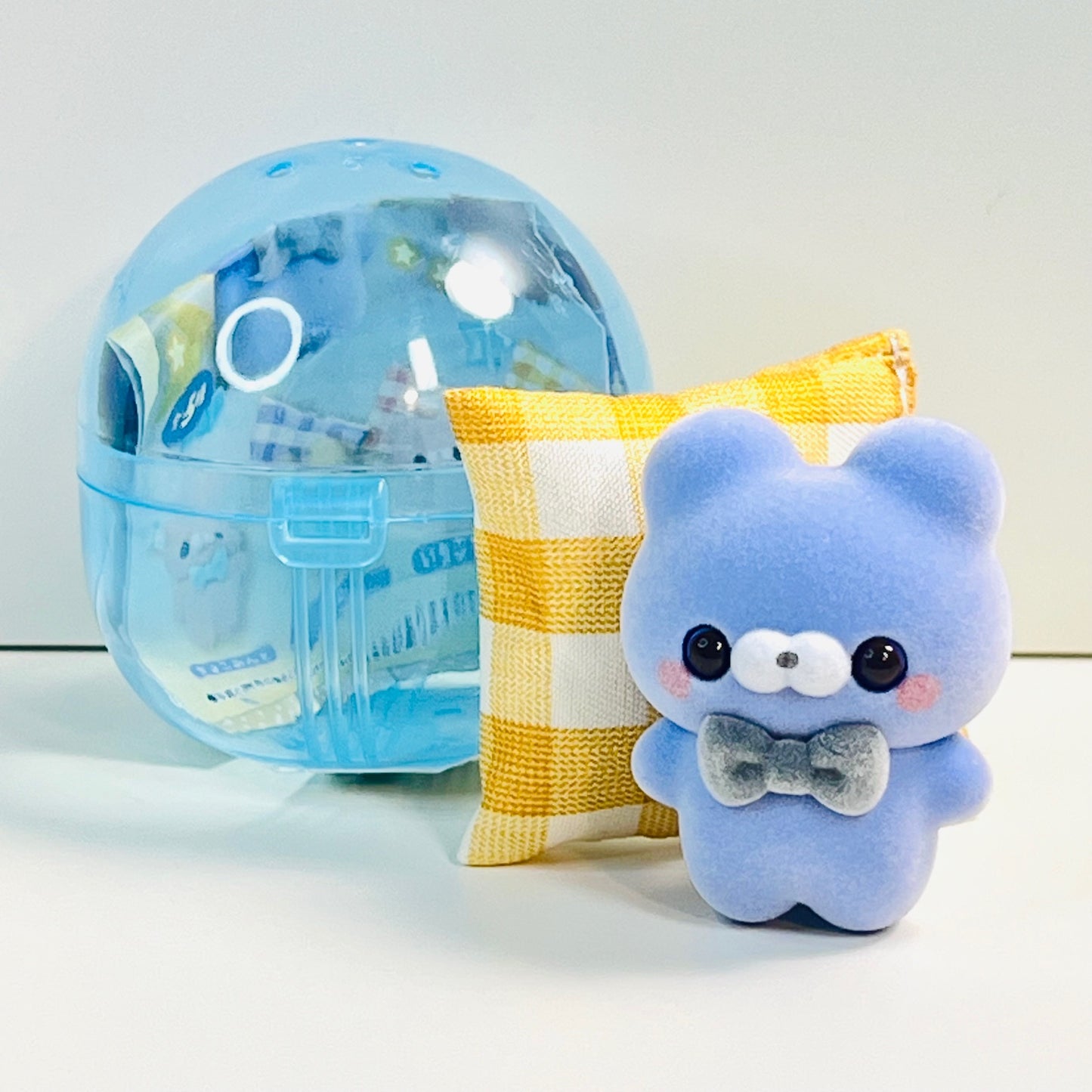 70463 Fuzzy Bear Figurine Capsule-5
