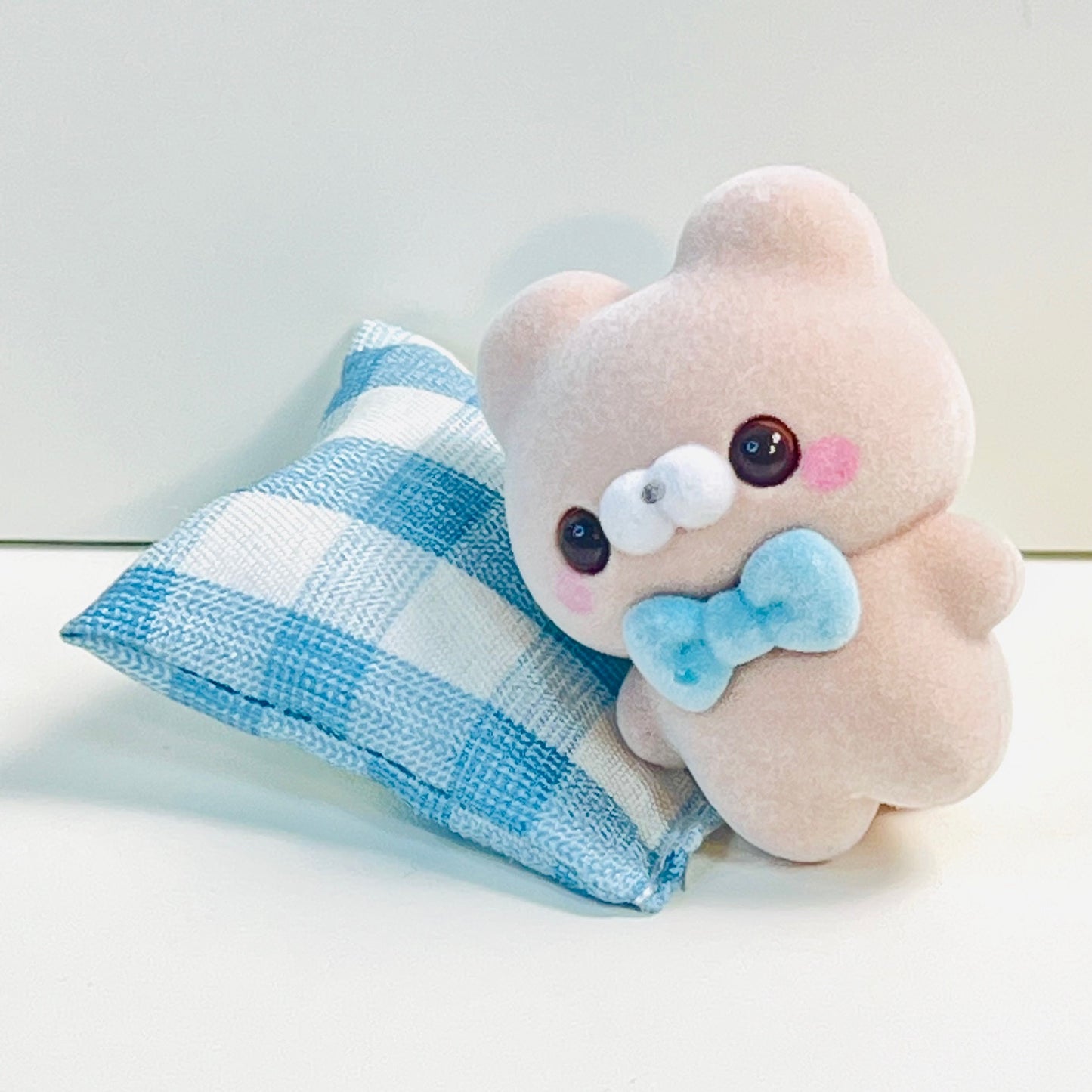70463 Fuzzy Bear Figurine Capsule-5