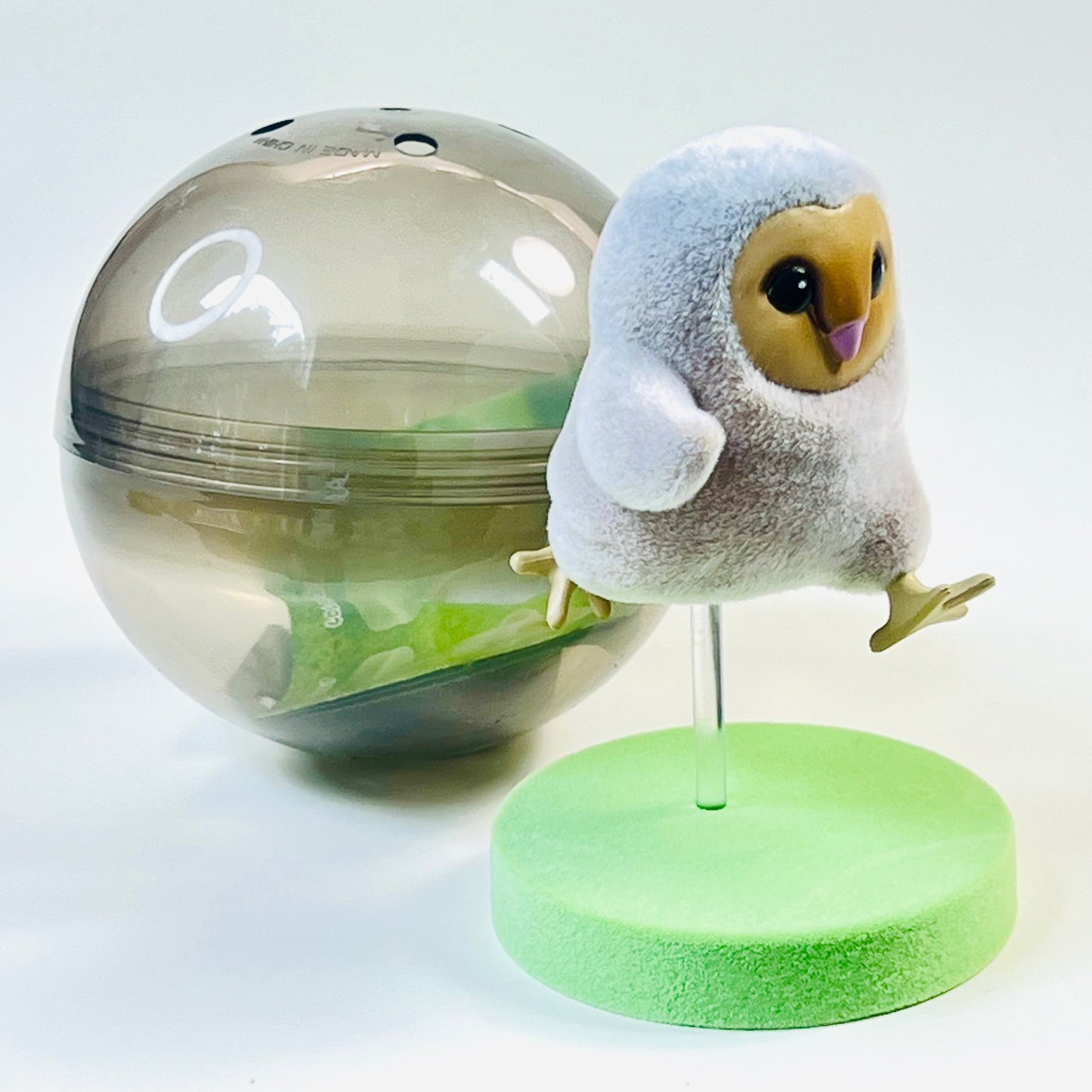 70471 Running Owl Figurine Capsule-6
