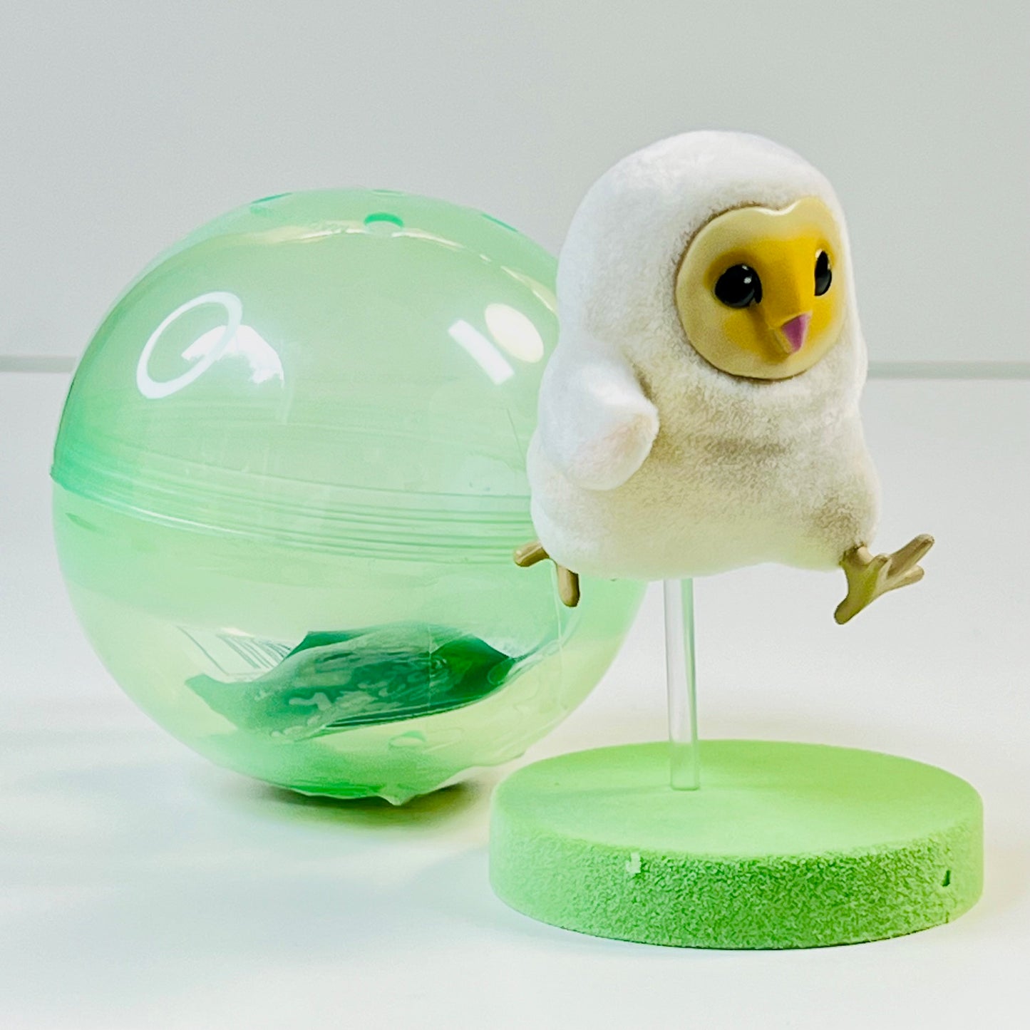 70471 Running Owl Figurine Capsule-6