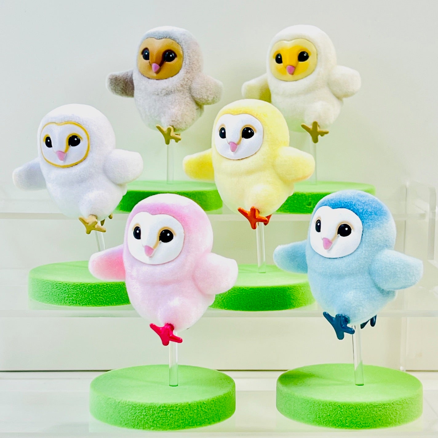 70471 Running Owl Figurine Capsule-6