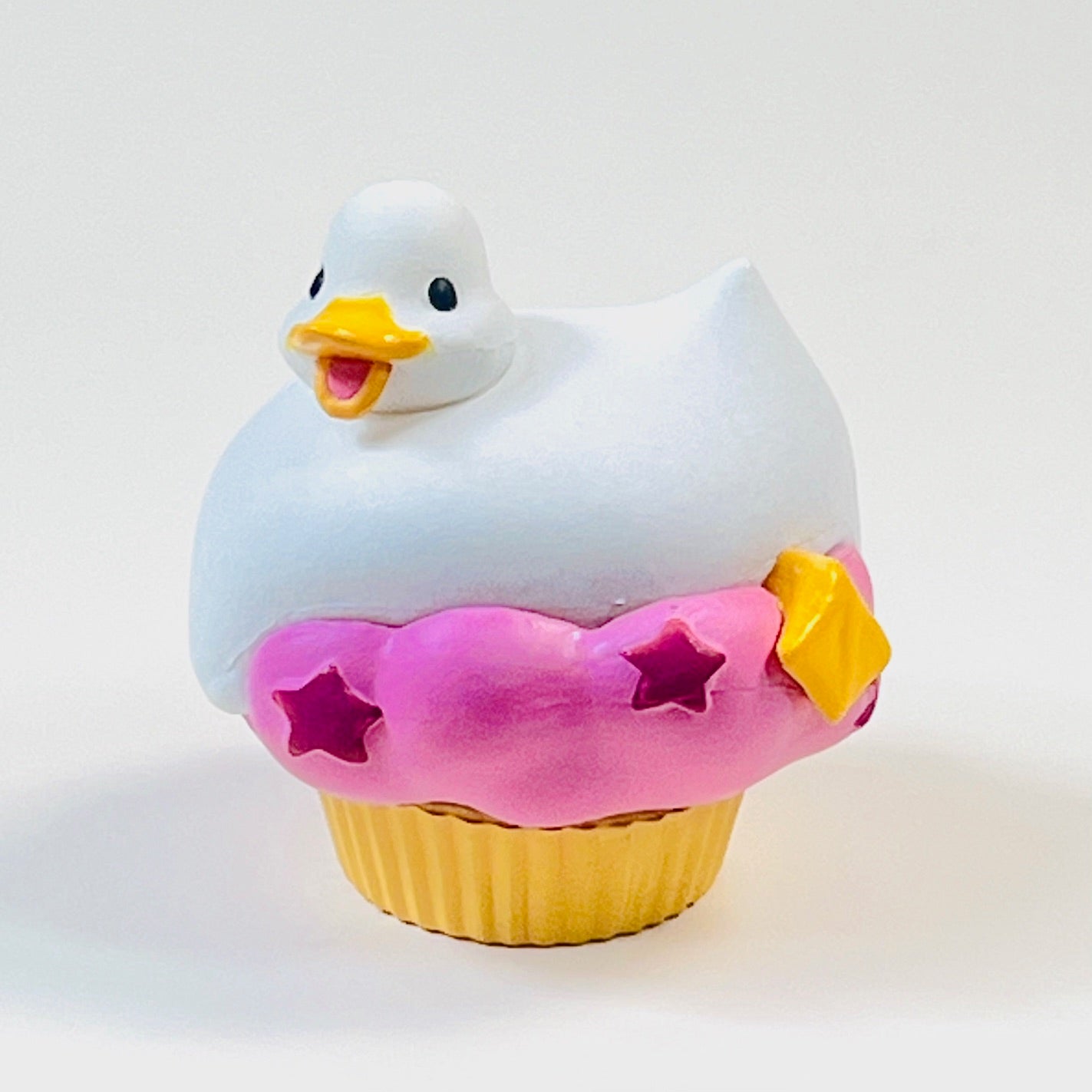 X 70475 Sweet Duck Dessert Figurine Capsule-DISCONTINUED