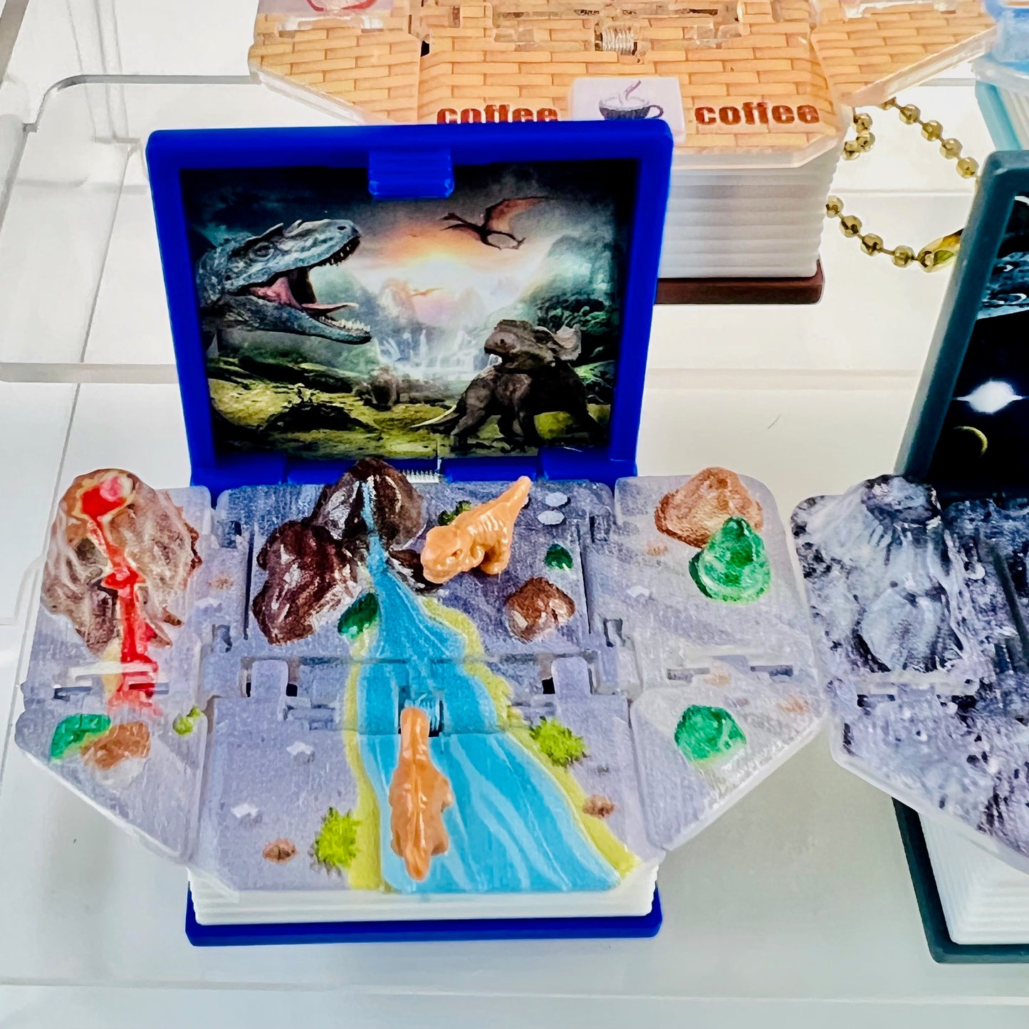 X 70480 Book Diorama Vol.3 Figurine Capsule-DISCONTINUED