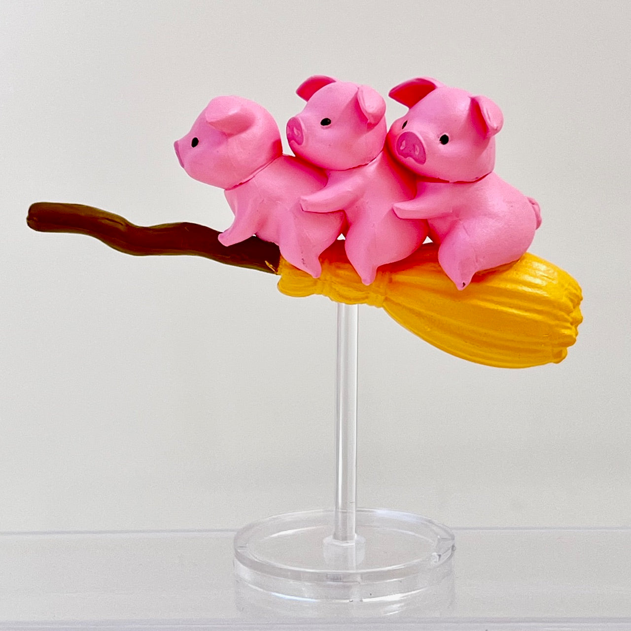 70486 Magic Broom Animals Figurine Capsule-5