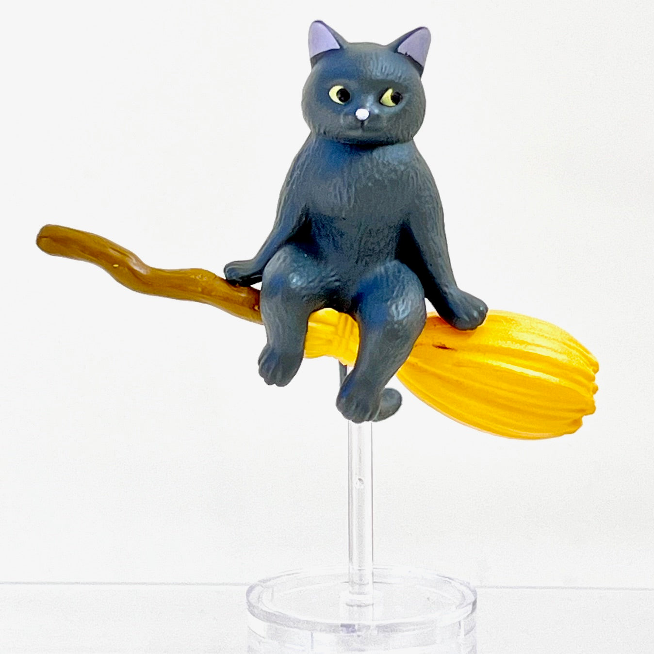 70486 Magic Broom Animals Figurine Capsule-5