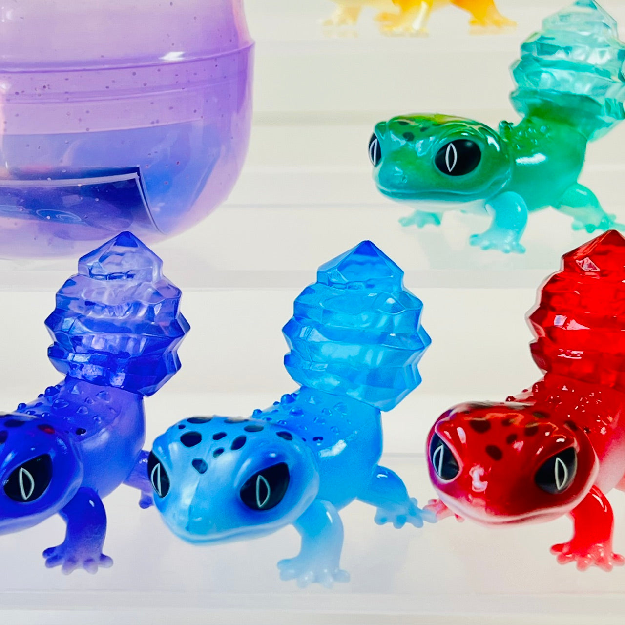 70487 Crystal Lizards Figurine Capsule-5