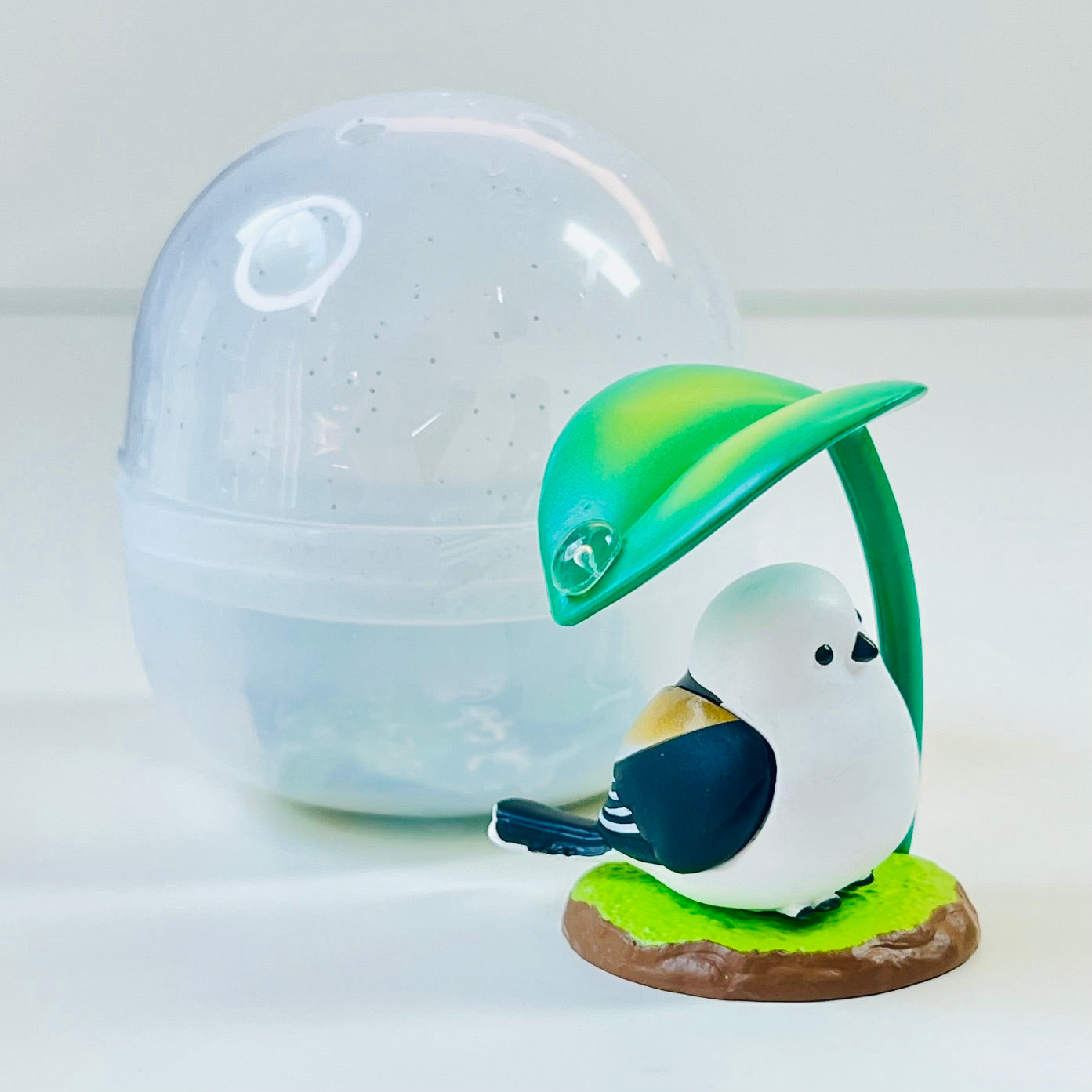 70490 Bird Leaf Figurine Capsule-6