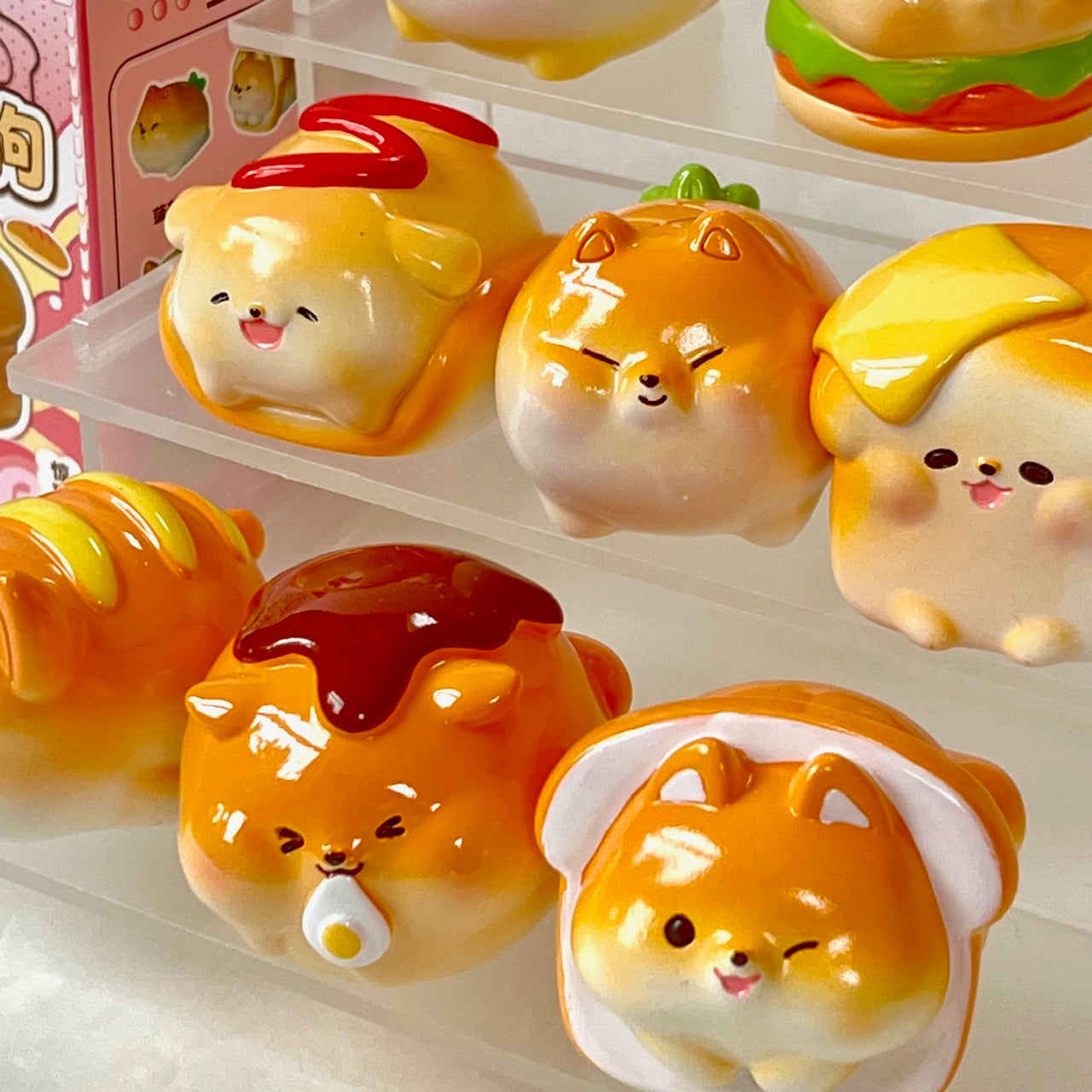 71001 BAKERY DOGS FIGURINE BLIND BOX-8