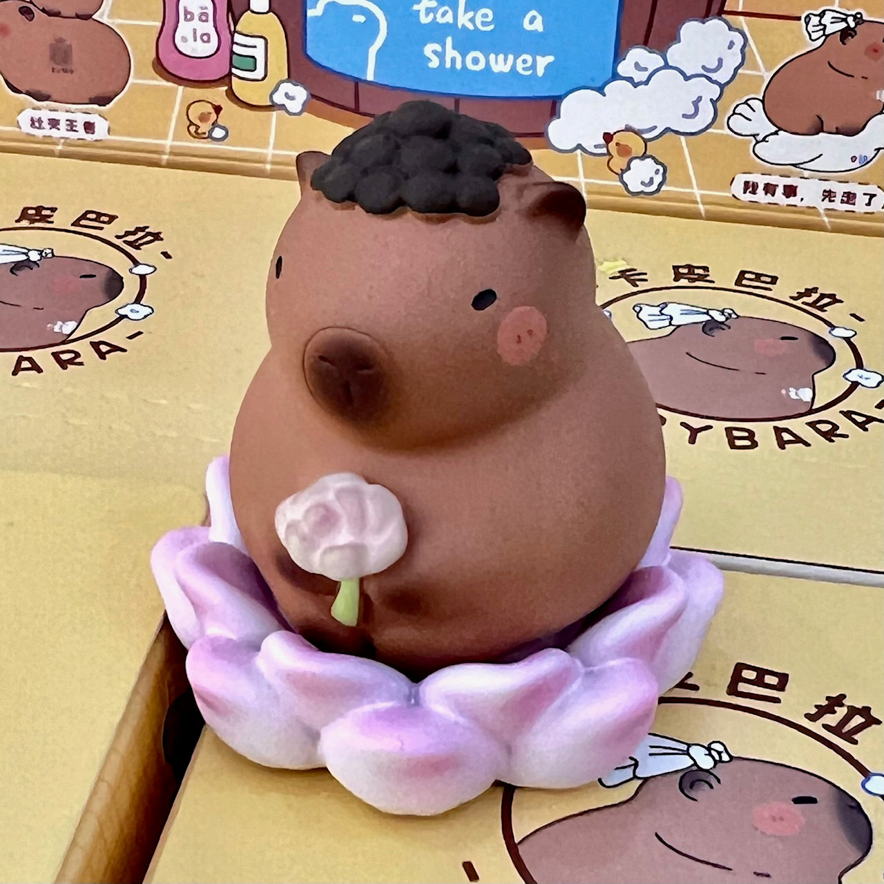 71046 CAPYBARA HOUSE FIGURINE BLIND BOX-4