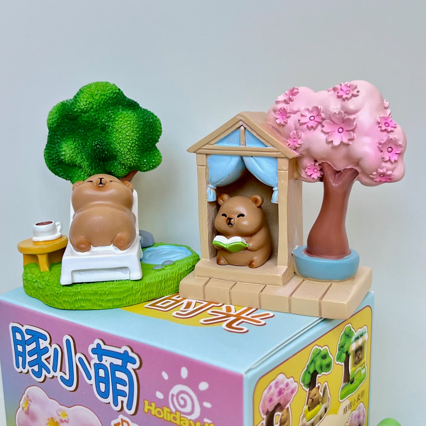 71223 CAPYBARA TREE BLIND BOX-8