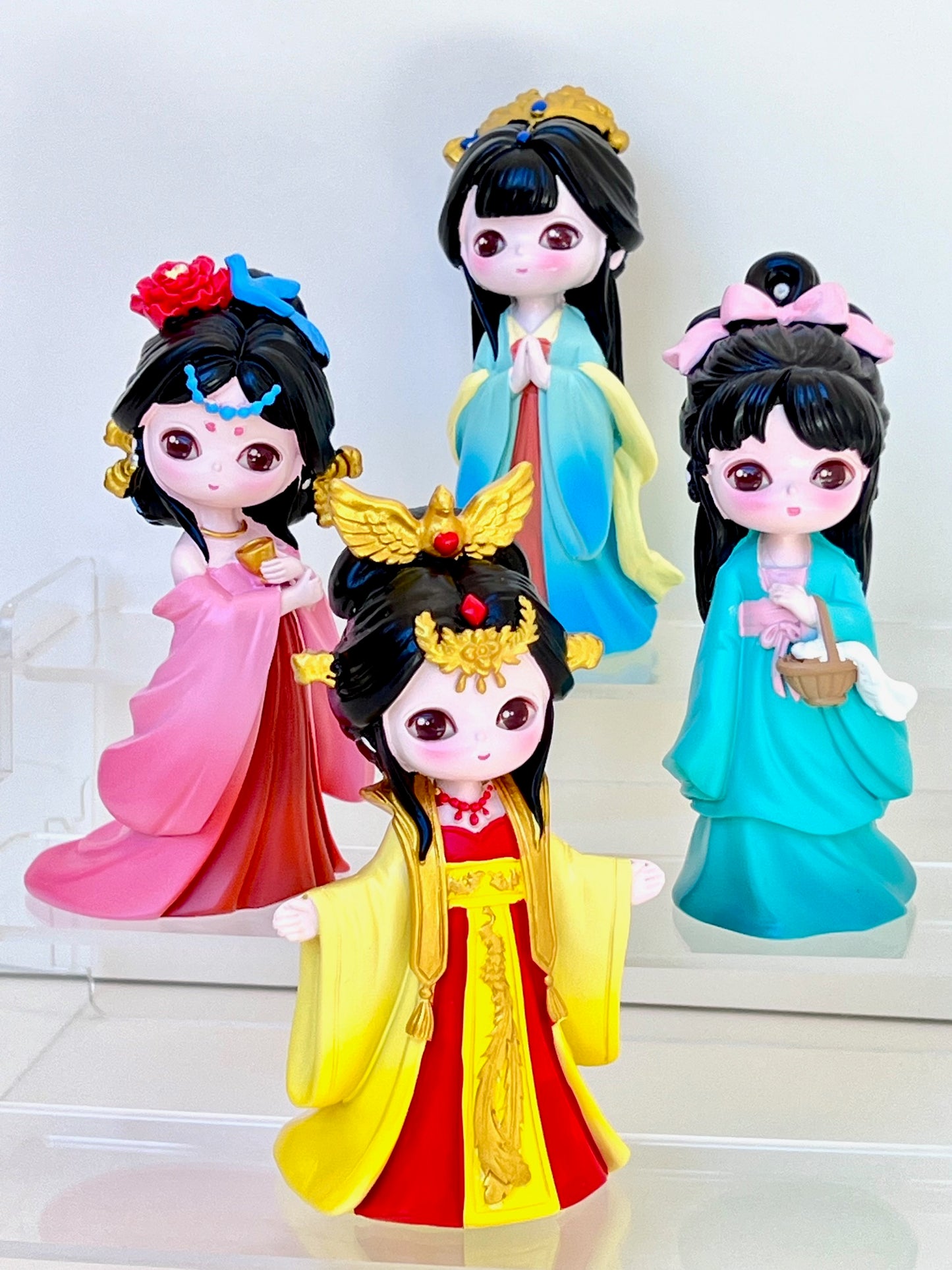 71305 Regal Beauties Blind Box-4
