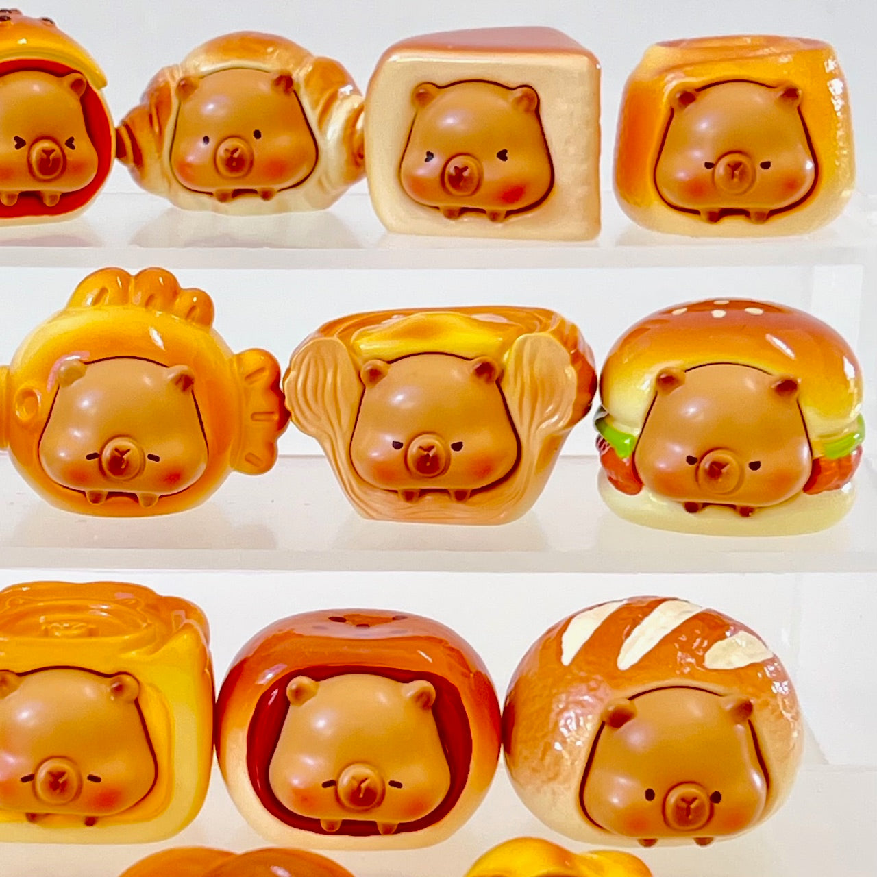 71316 Capybara Bakery Blind Box-16