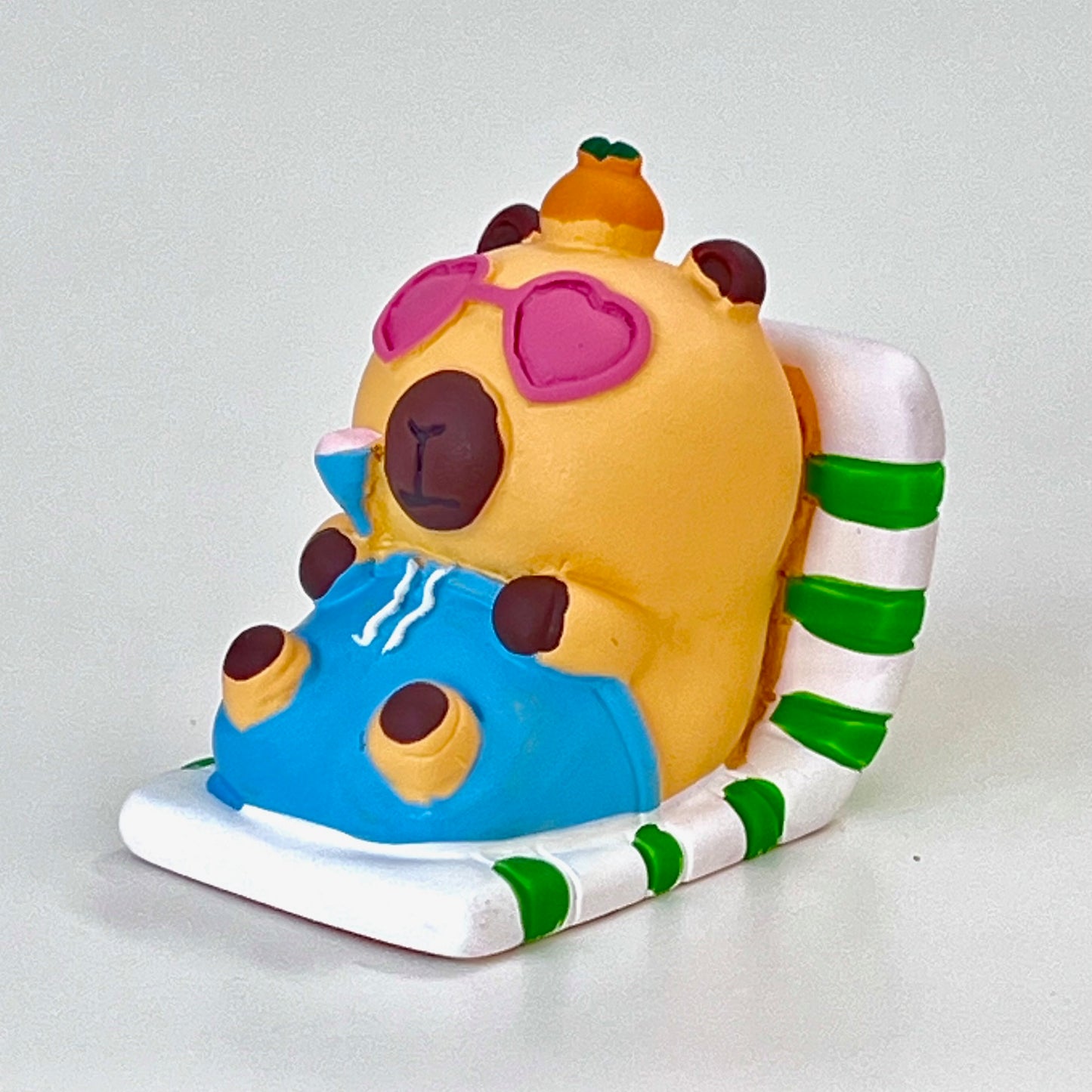 71324 Capybara Island Vacation Blind Box-8