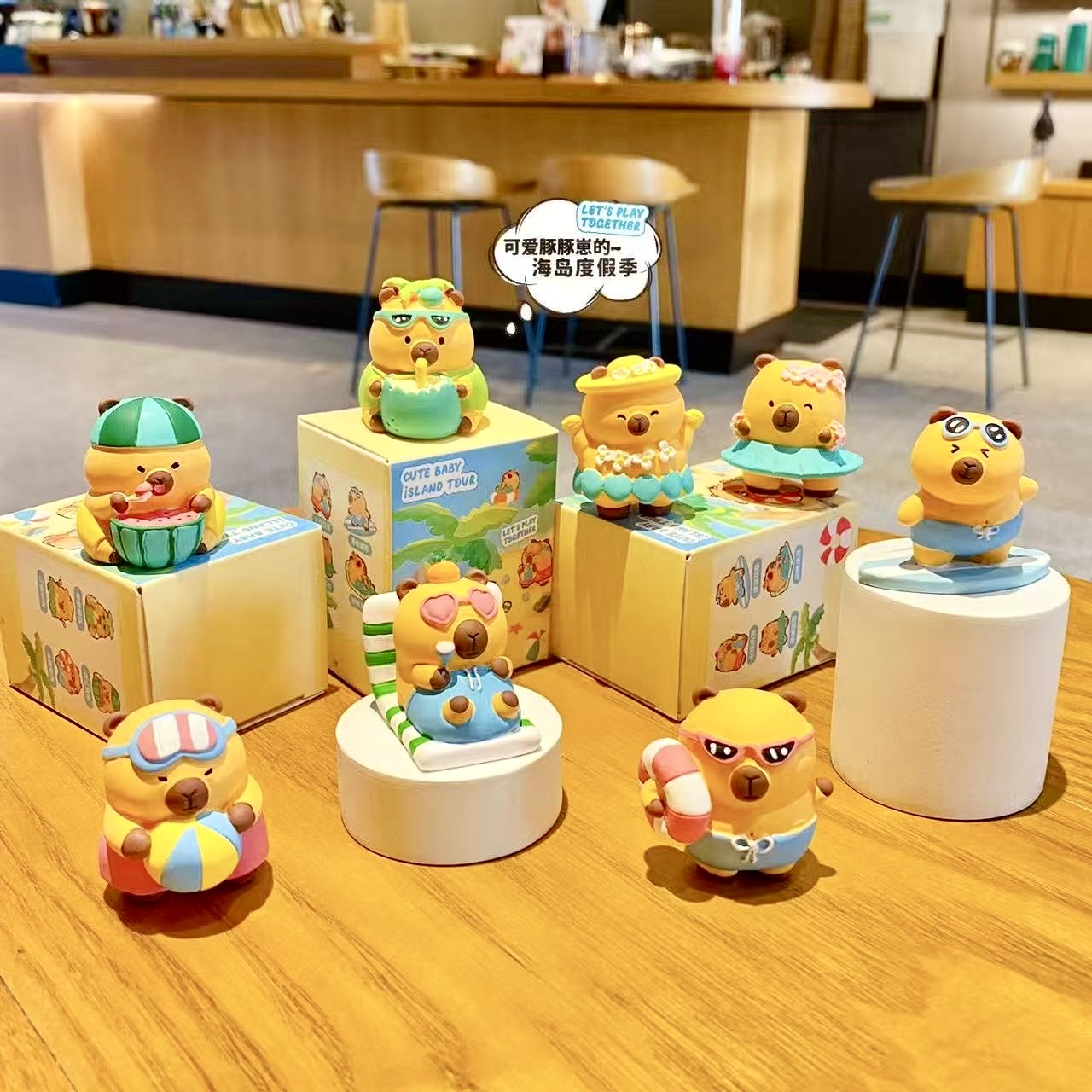 71324 Capybara Island Vacation Blind Box-8