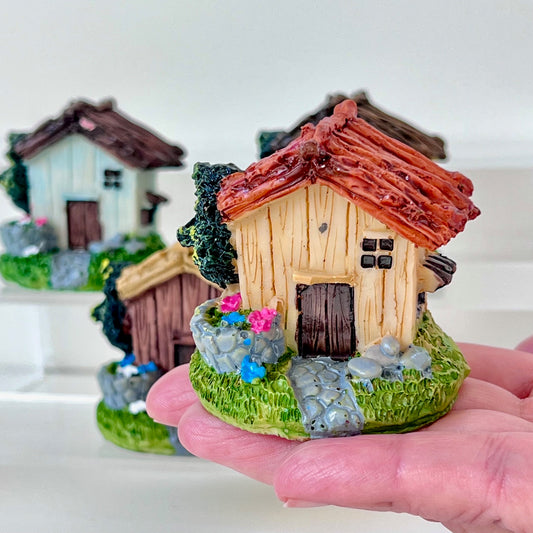 71801 SHACK MINIATURE HOUSE FIGURINES-4