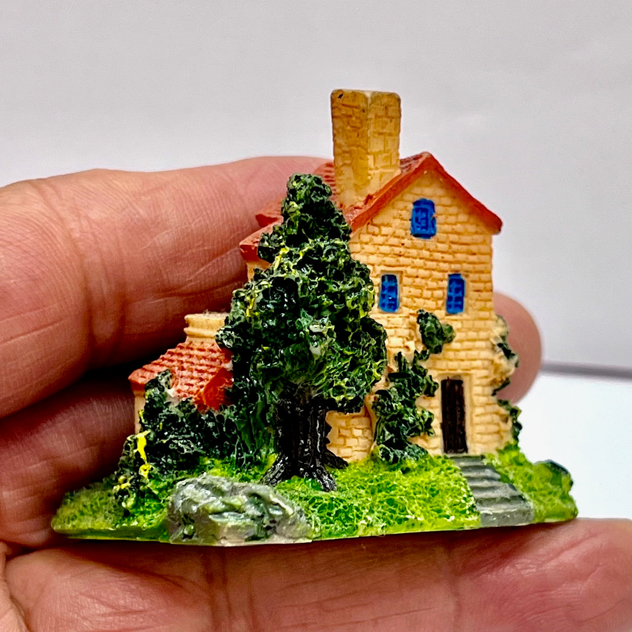 71802 HOME MINIATURE HOUSE FIGURINES-4