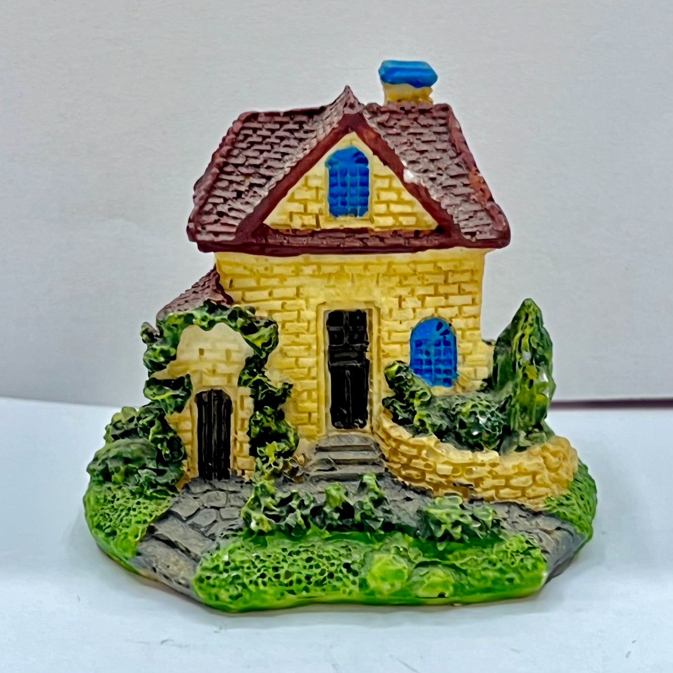 71802 HOME MINIATURE HOUSE FIGURINES-4