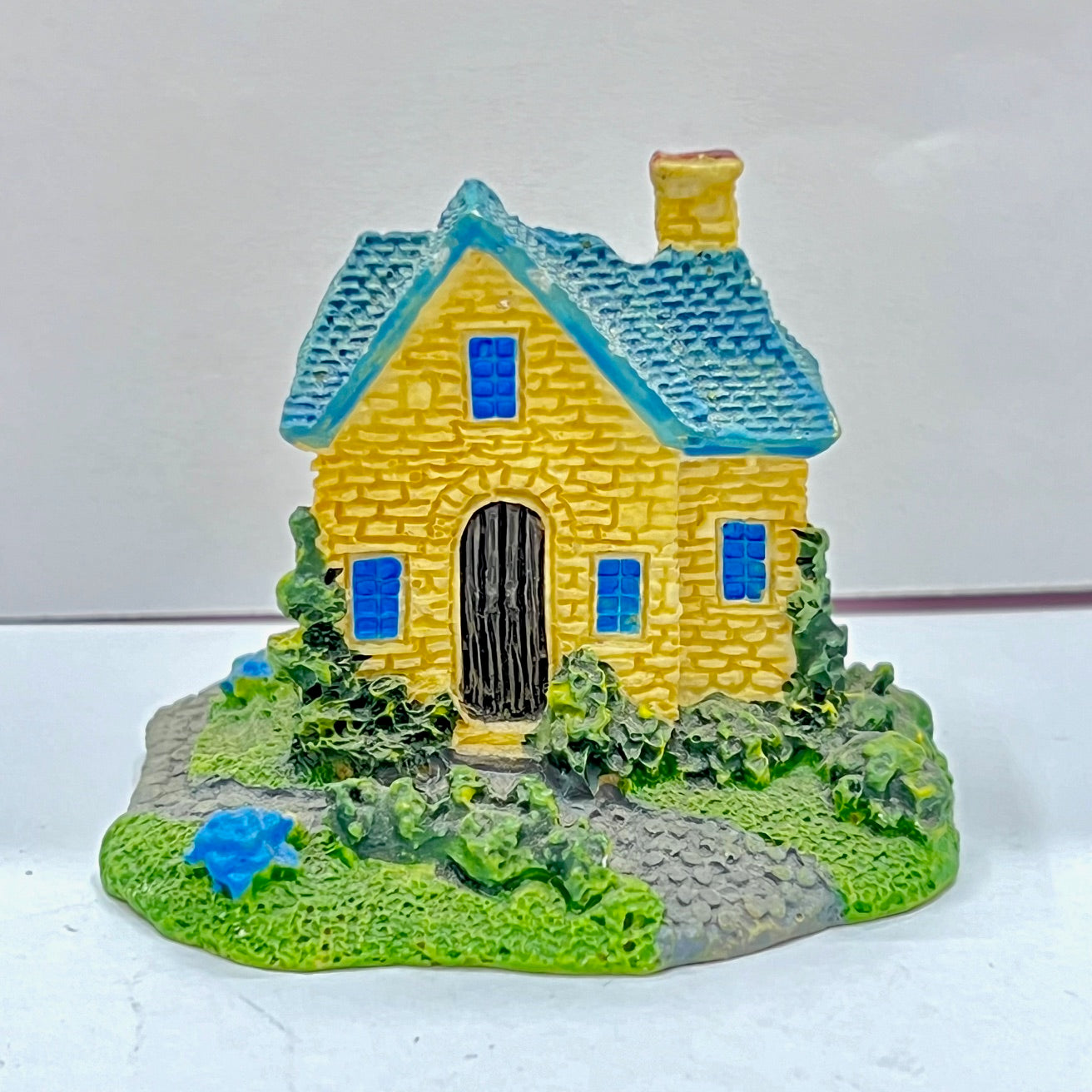 71802 HOME MINIATURE HOUSE FIGURINES-4