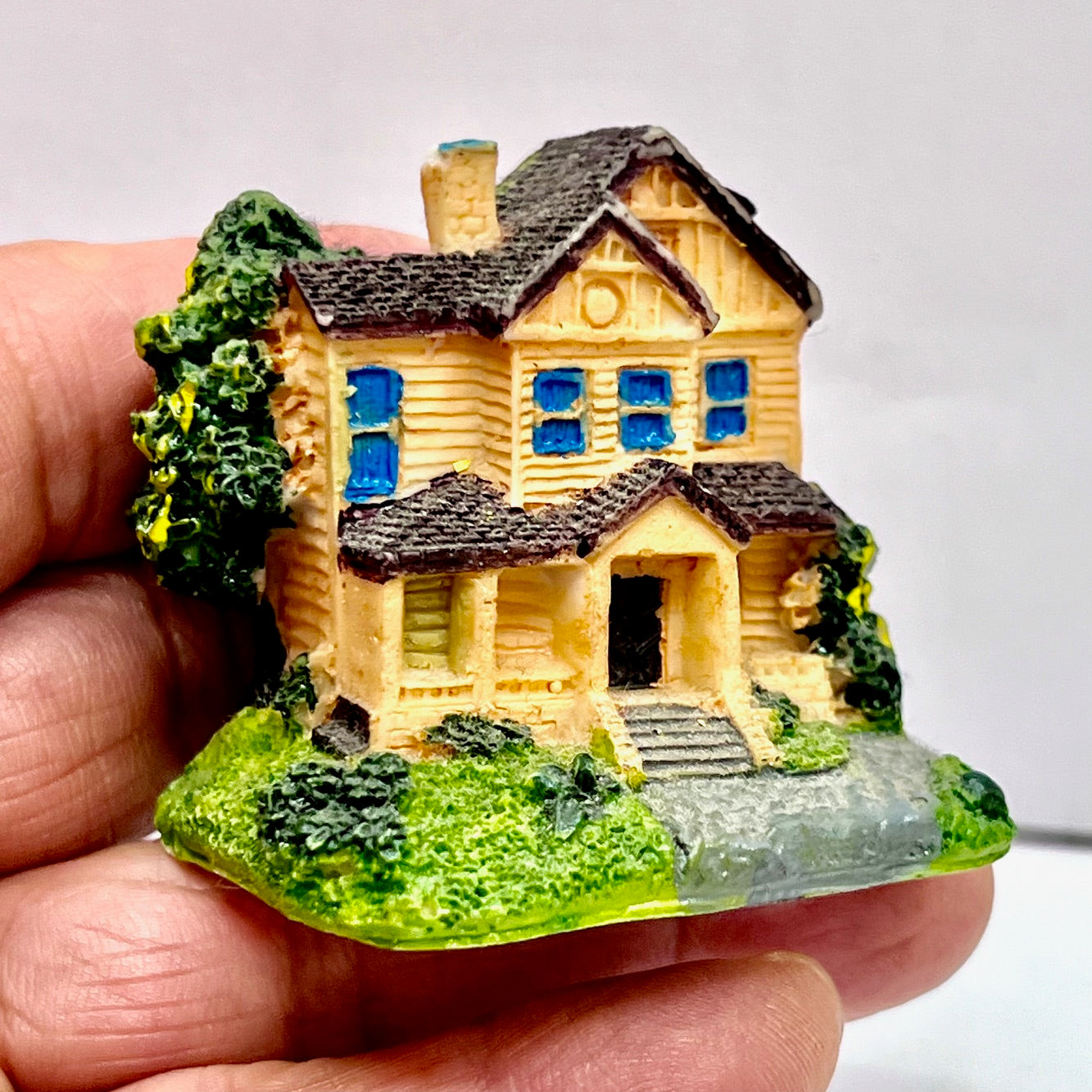 71802 HOME MINIATURE HOUSE FIGURINES-4