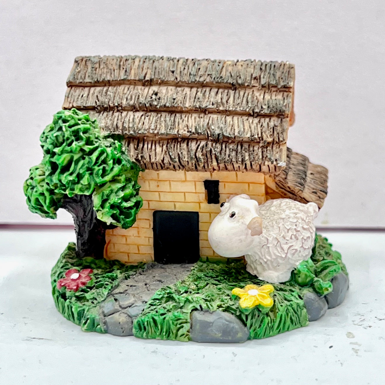 71804 FARM MINIATURE HOUSE FIGURINES-4