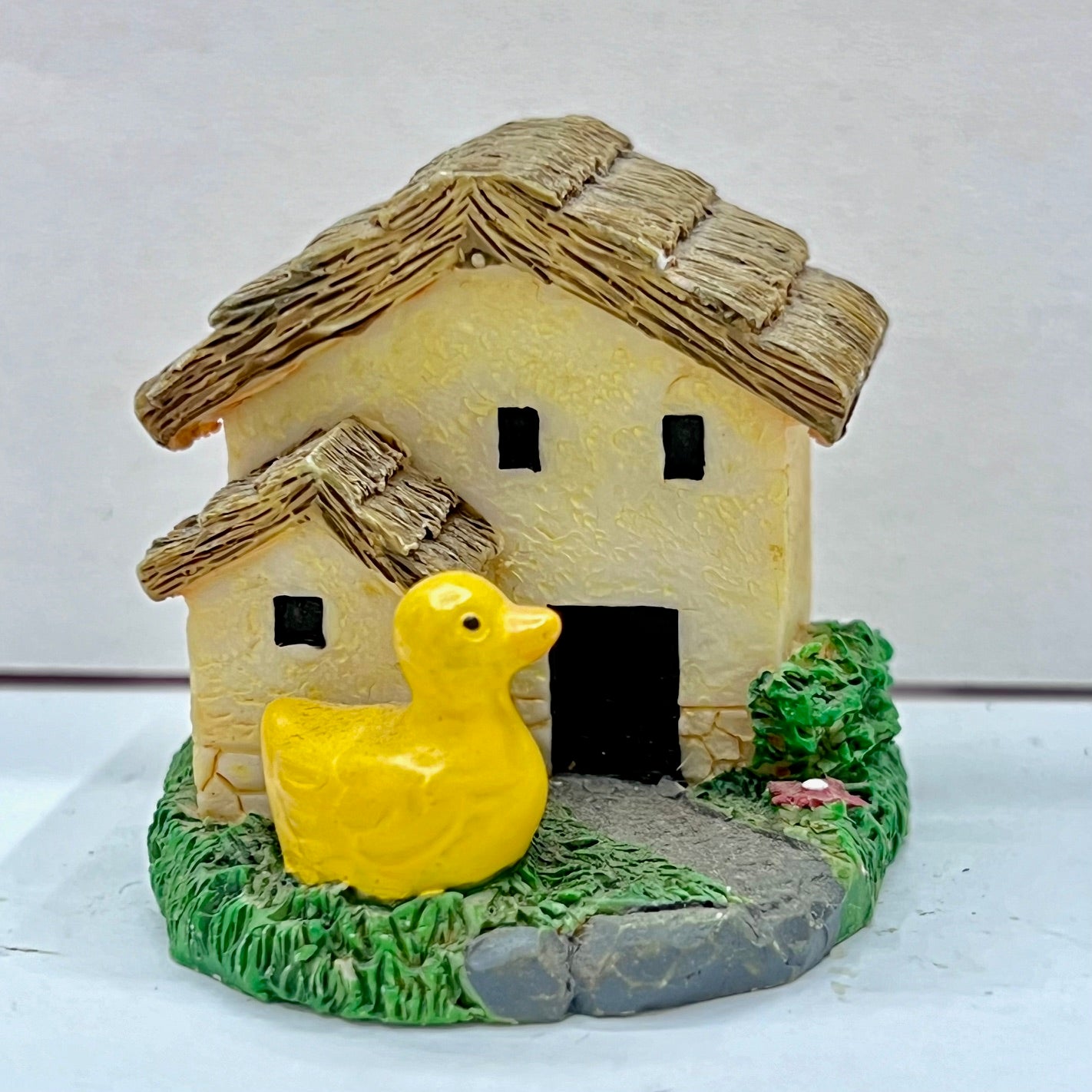 71804 FARM MINIATURE HOUSE FIGURINES-4