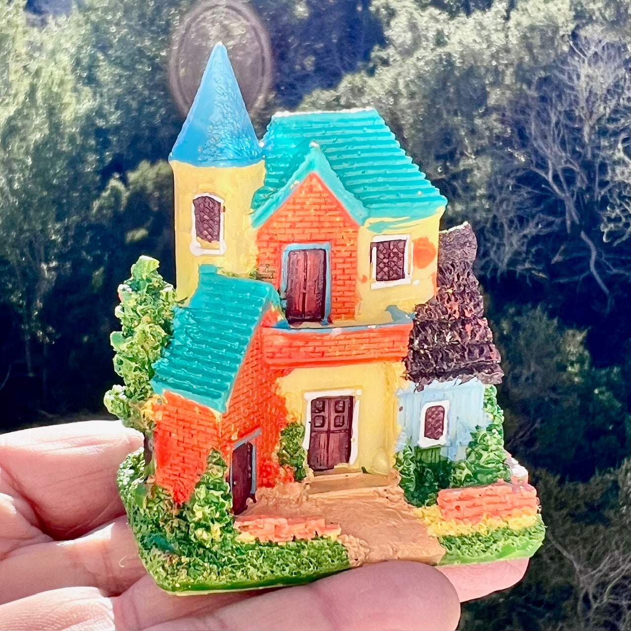 71805 MANSIONS MINIATURE HOUSE FIGURINES-4