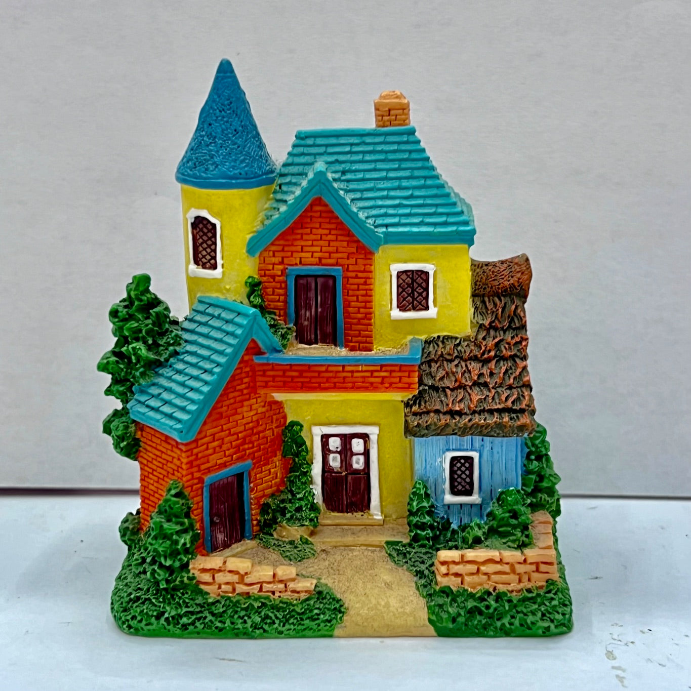 71805 MANSIONS MINIATURE HOUSE FIGURINES-4