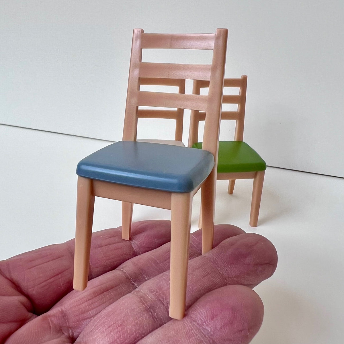 6 Inch Mini Chair 71851 MINIATURE DINING CHAIRS-12 – BCmini