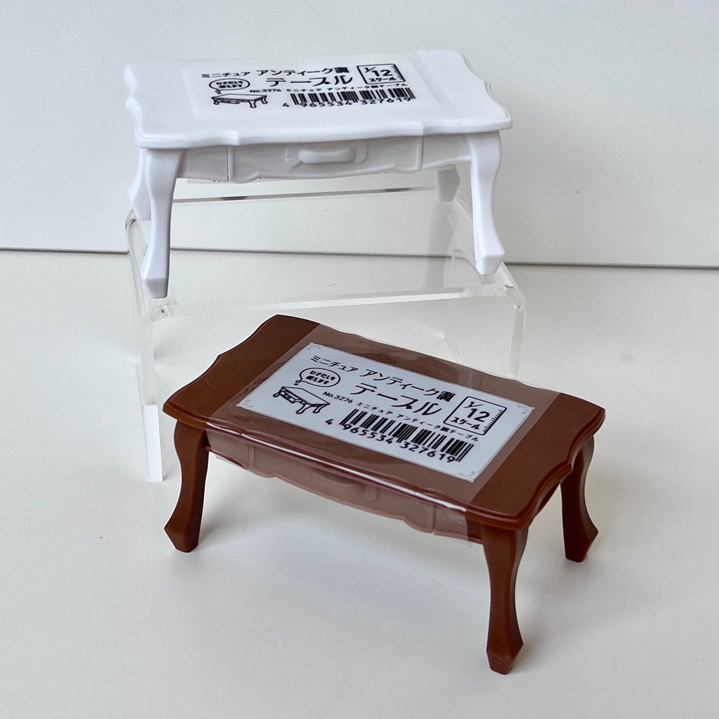 71858 MINIATURE ANTIQUE COFFEE TABLES-10