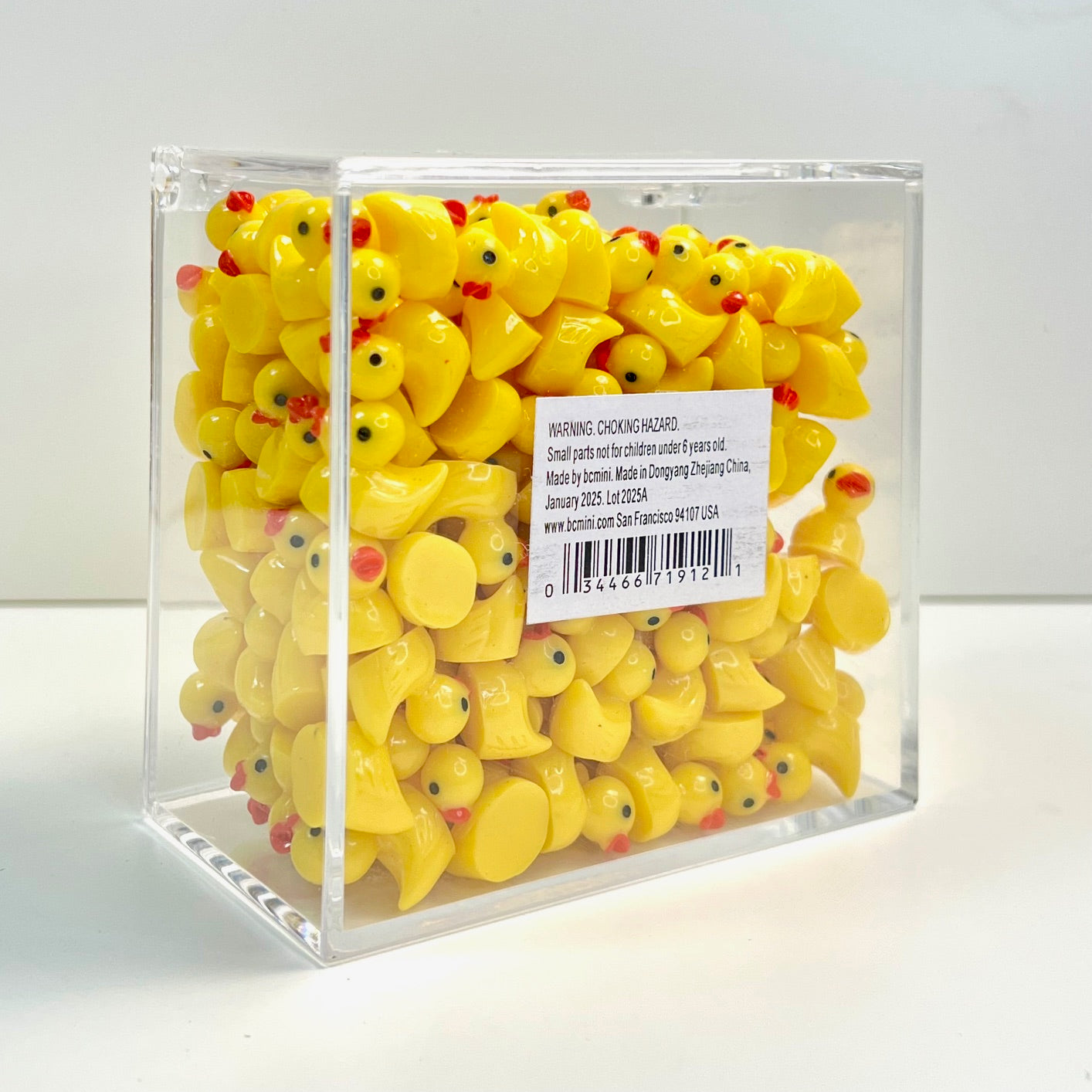71912 Little Yellow Ducks Miniature Figurines-200