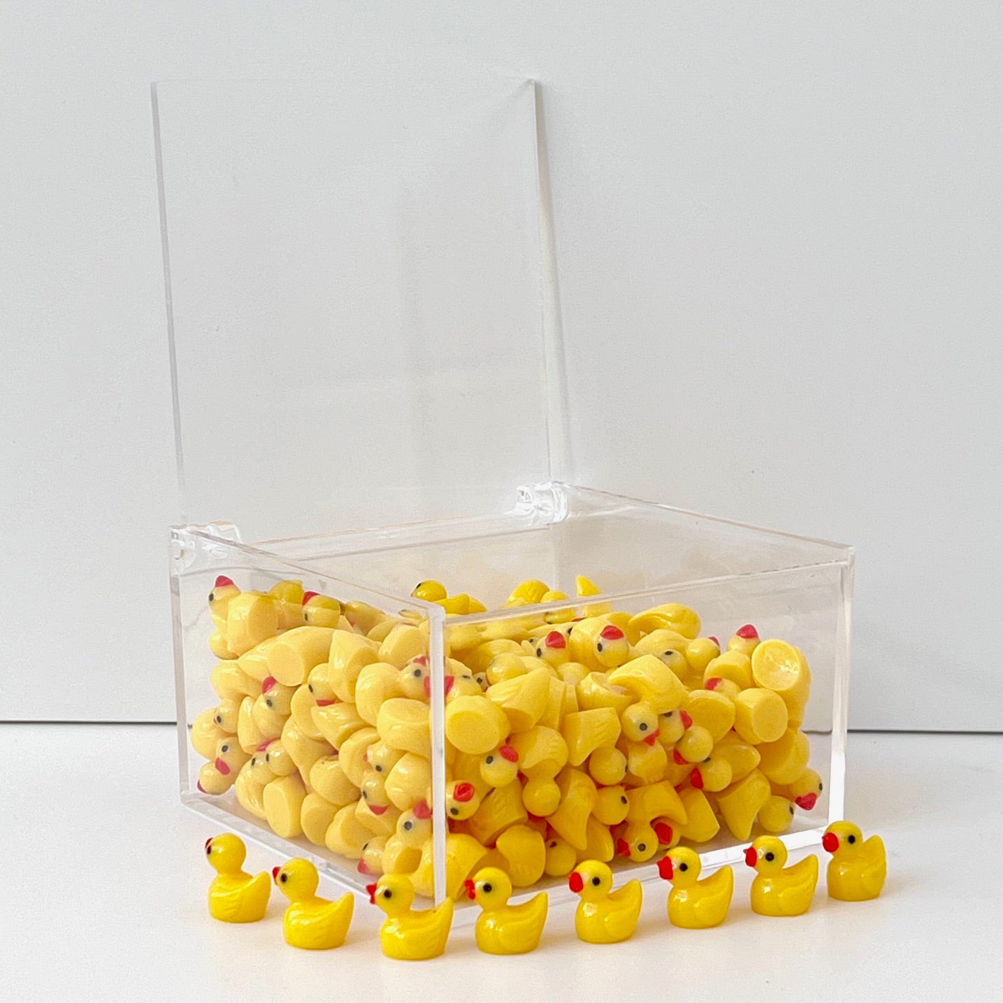 71912 Little Yellow Ducks Miniature Figurines-200