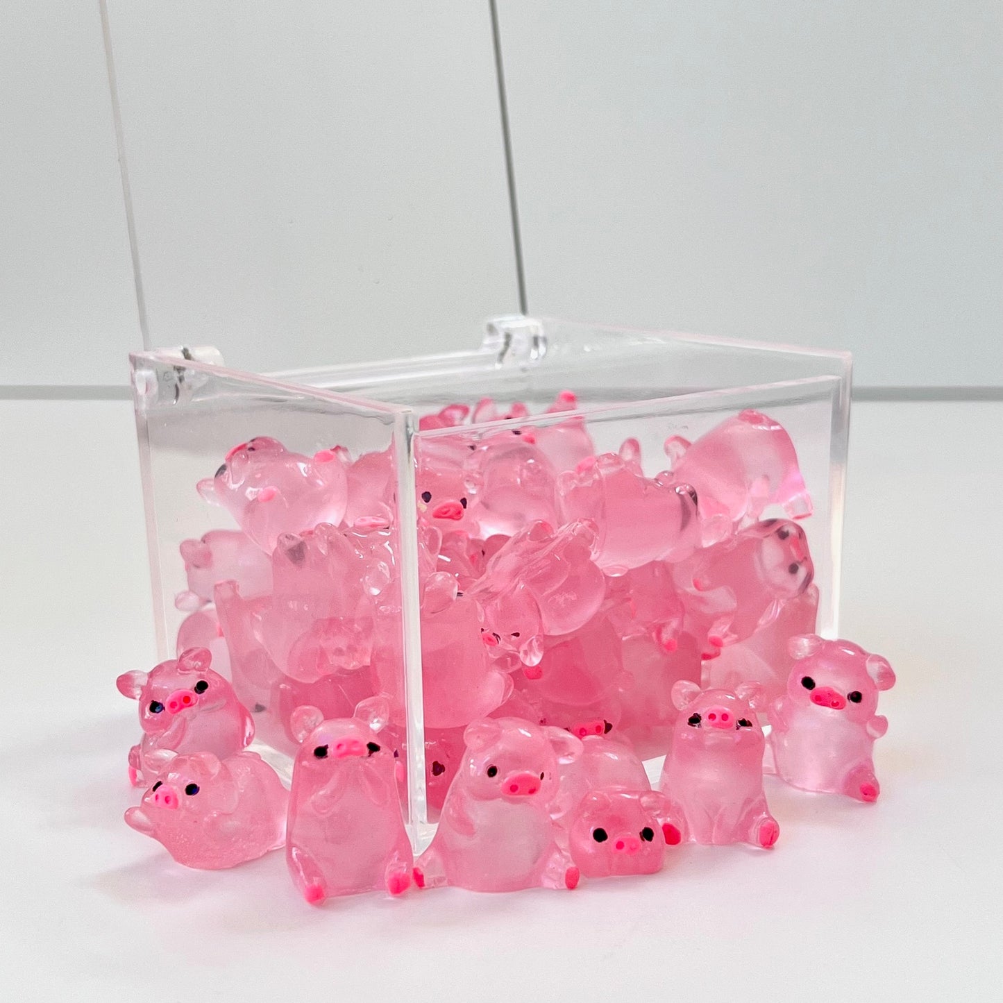 71913 Pink Piggy Miniature Figurines-50