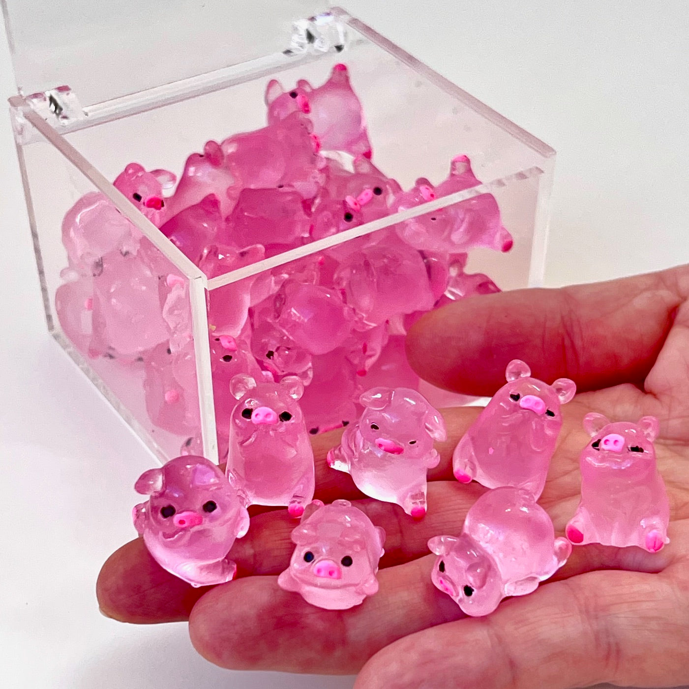 71913 Pink Piggy Miniature Figurines-50