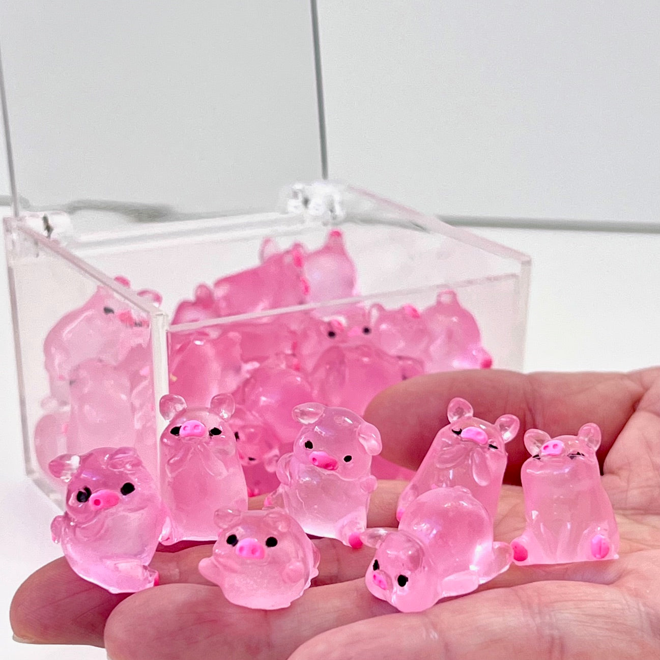71913 Pink Piggy Miniature Figurines-50